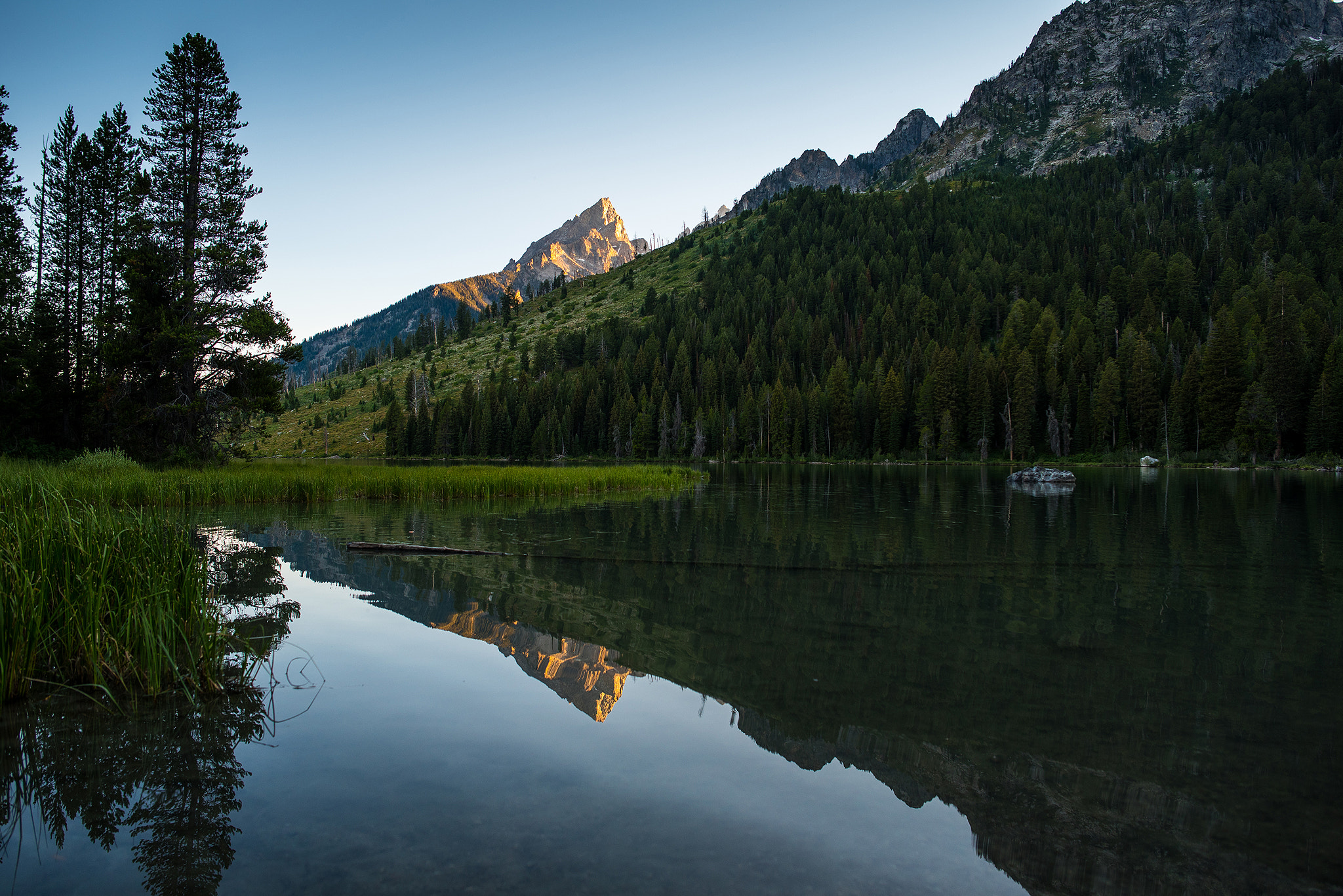 Nikon D750 + Samyang 12mm F2.8 ED AS NCS Fisheye sample photo. String lake reflection photography