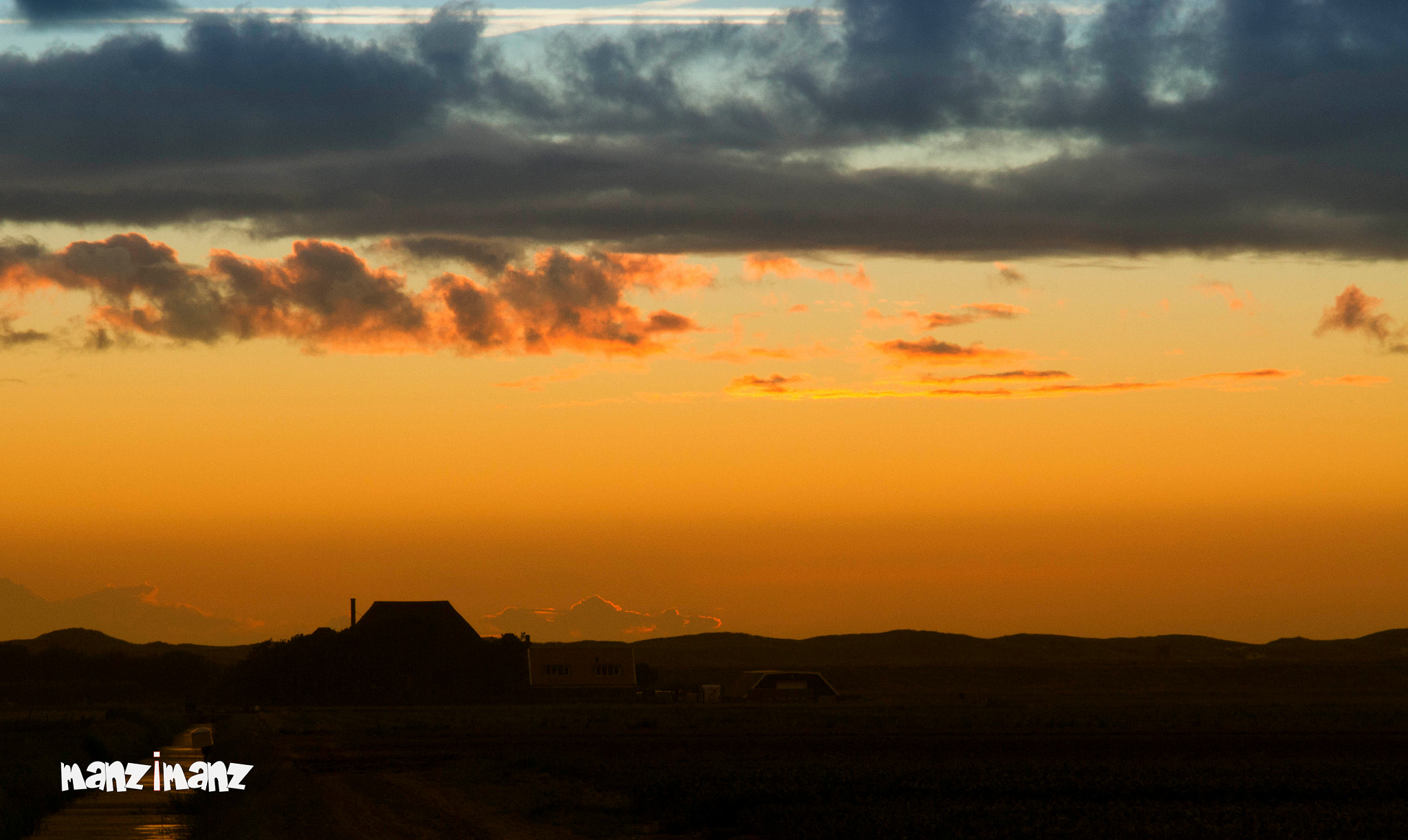 Sigma 24-105mm f/4 DG OS HSM | A sample photo. Orange and blue photography