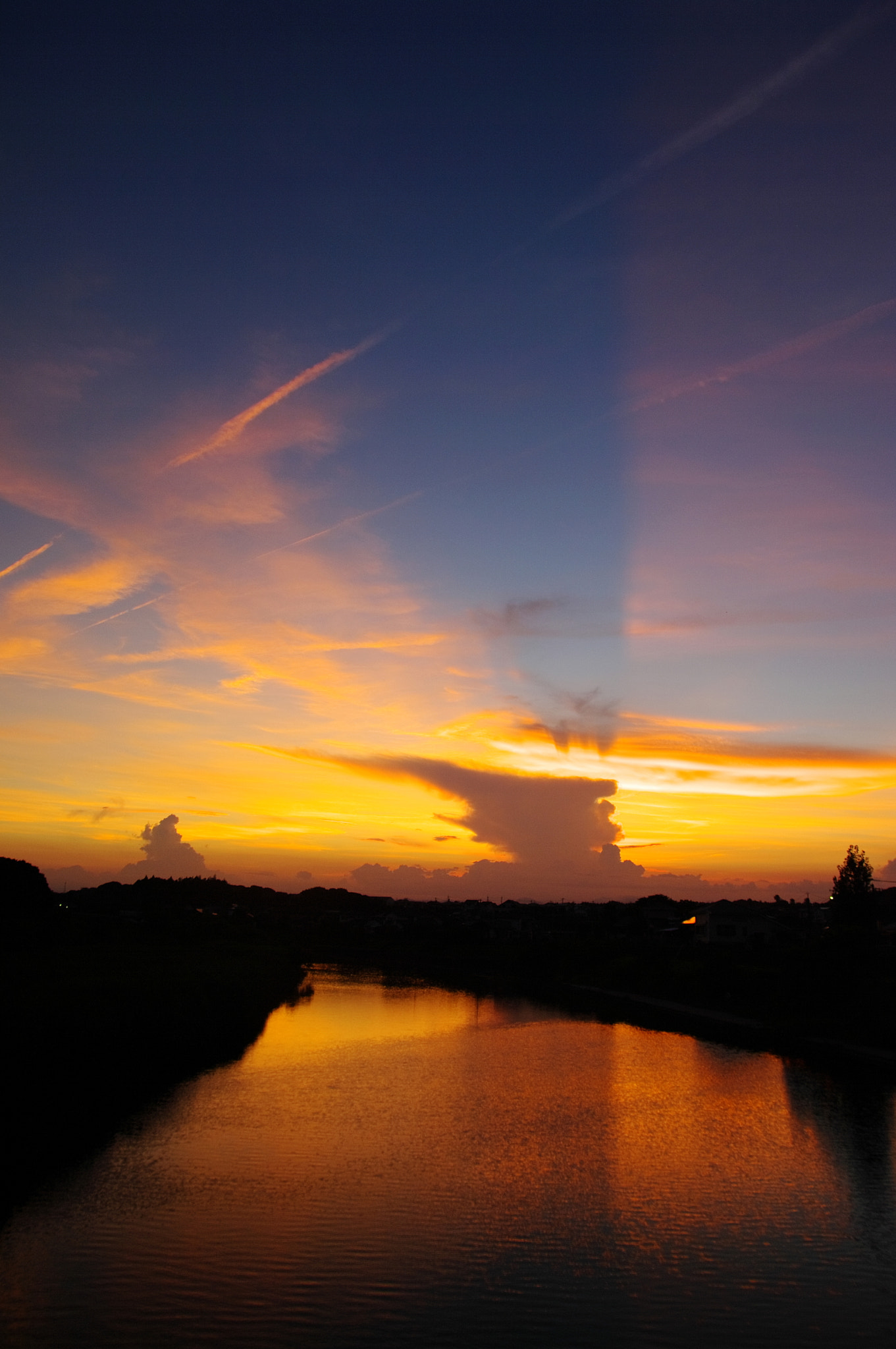 Pentax K20D sample photo. Evening scene photography