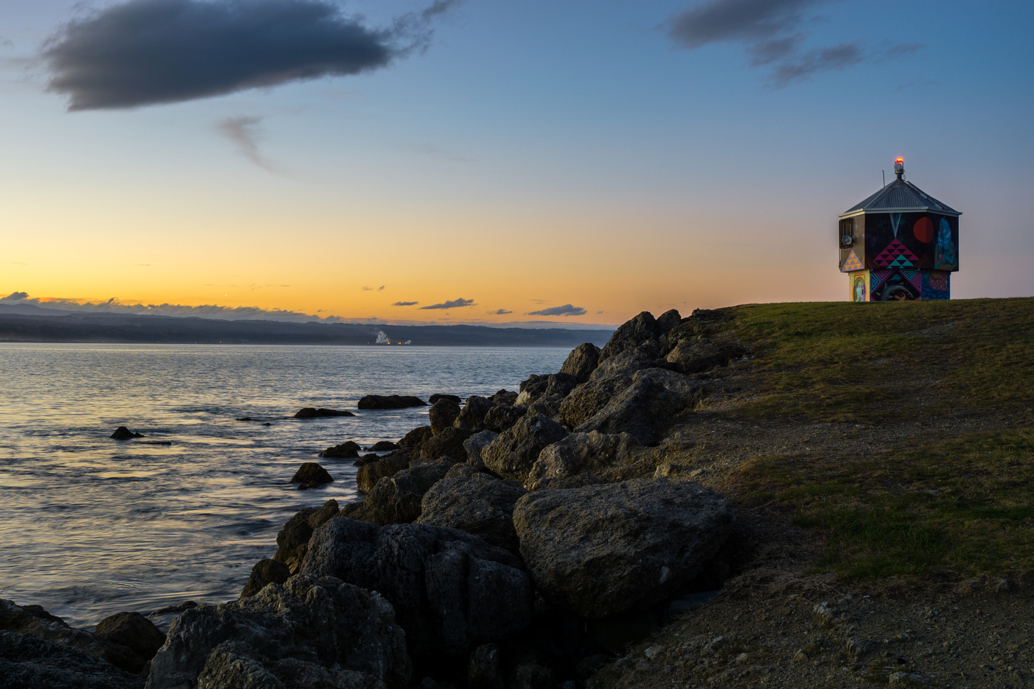 Sony FE 28mm F2 sample photo. Ahuriri sunset photography