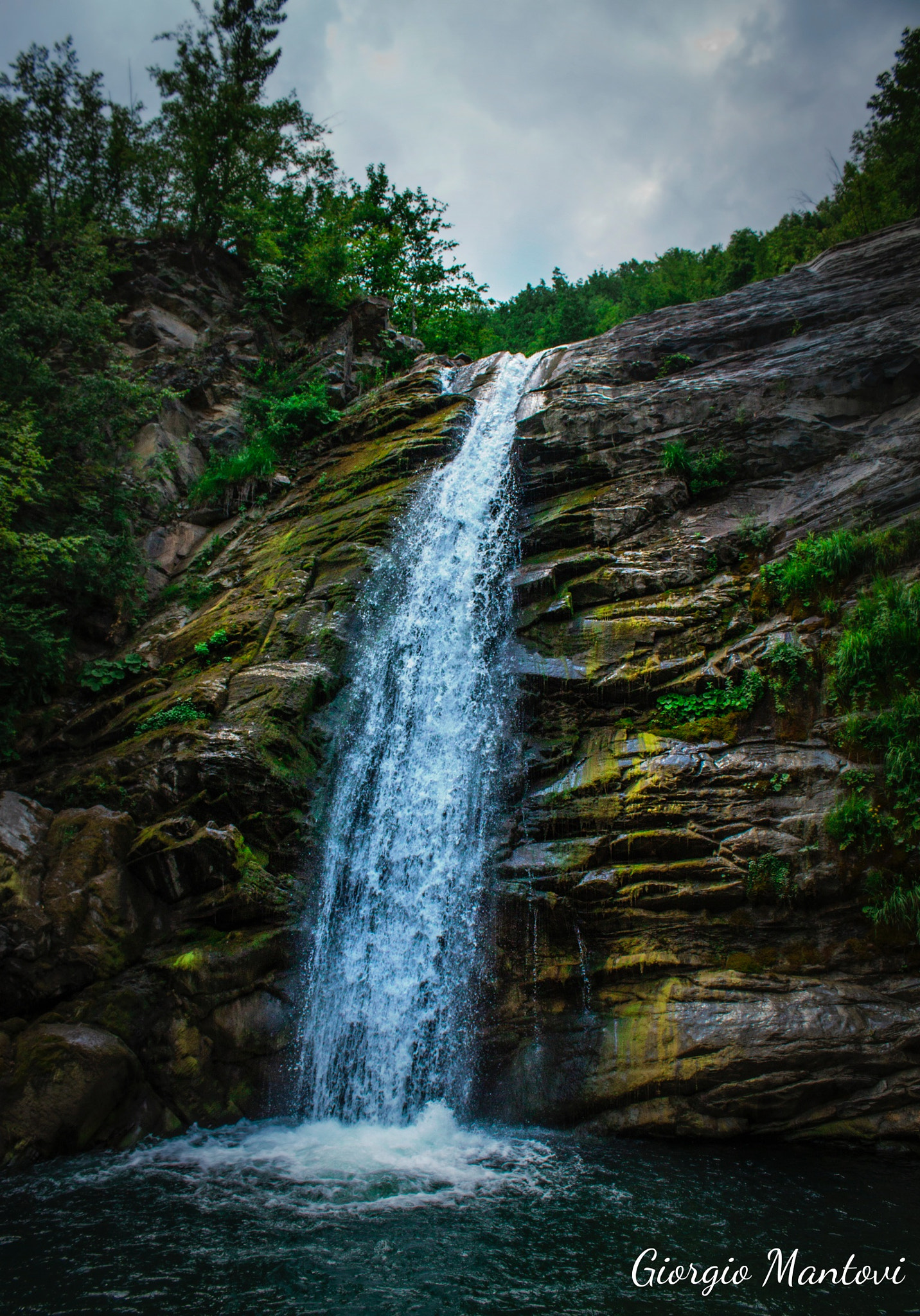 Canon EOS 50D sample photo. Golfarone waterfall. villaminozzo (re) photography