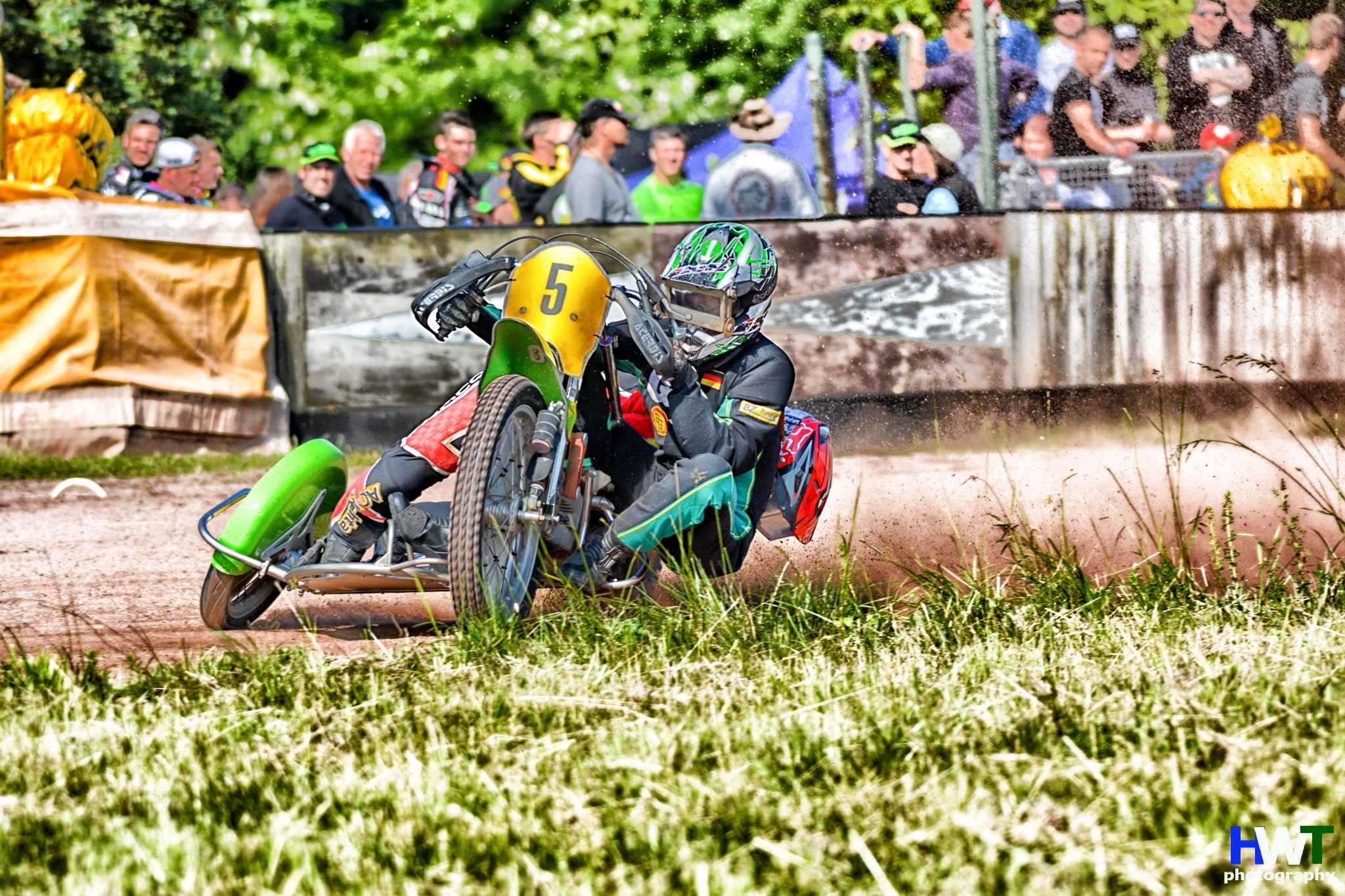 Sigma 150-500mm F5-6.3 DG OS HSM sample photo. Altrip raceday photography