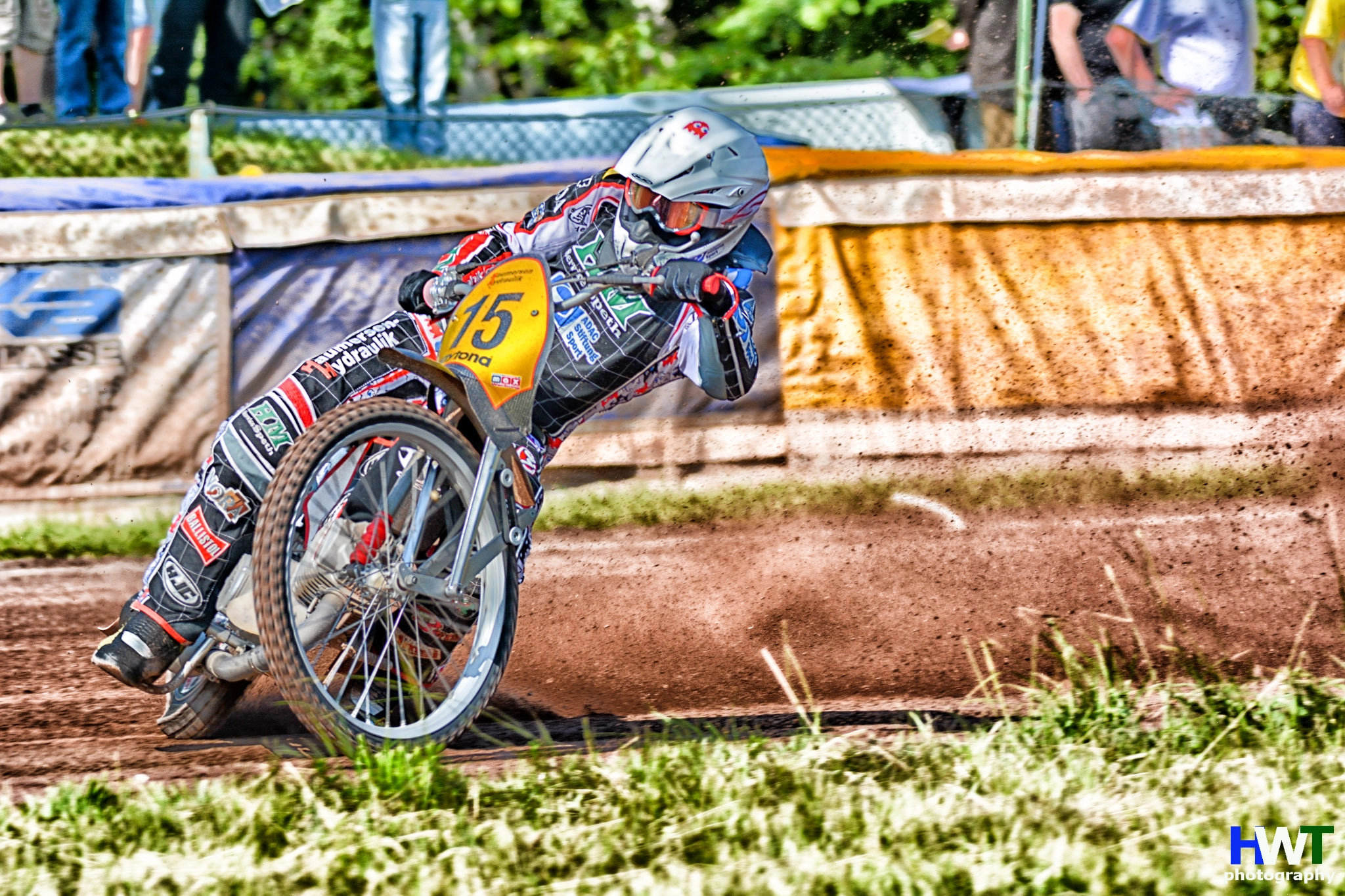 Sigma 150-500mm F5-6.3 DG OS HSM sample photo. Altrip raceday photography
