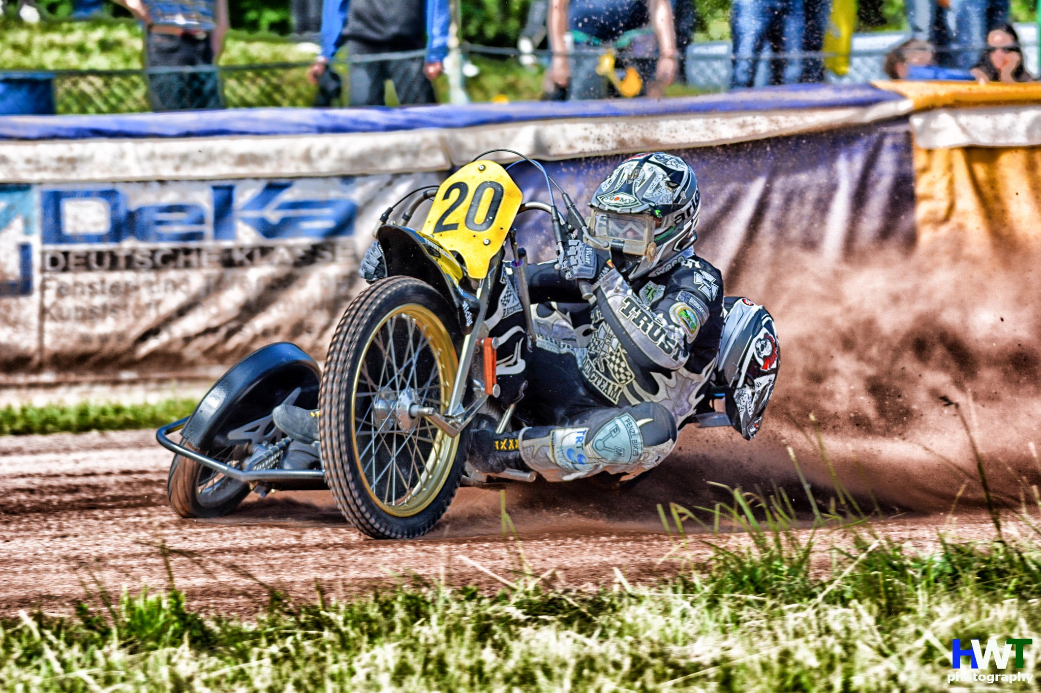 Sigma 150-500mm F5-6.3 DG OS HSM sample photo. Altrip raceday photography