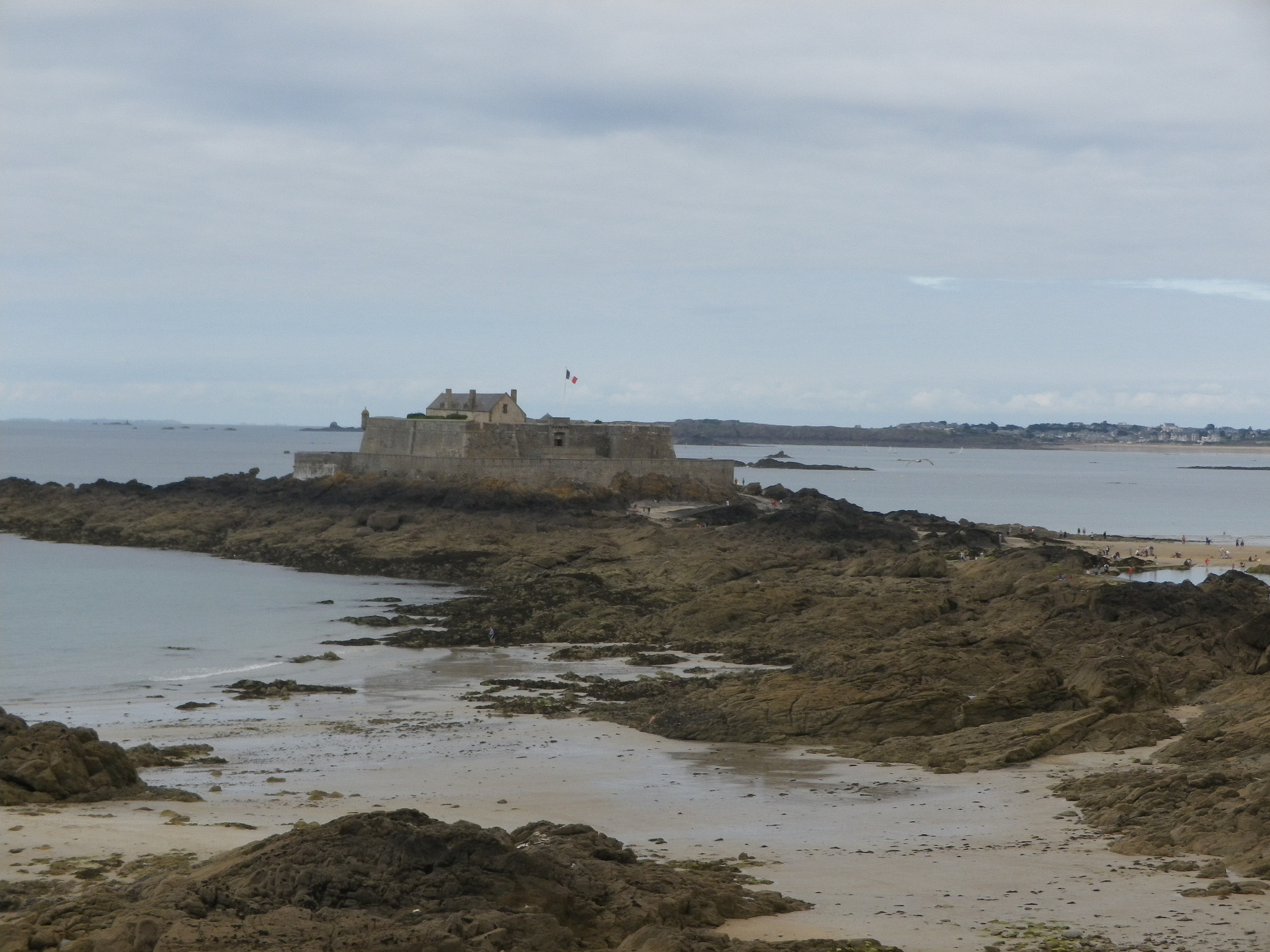 Pentax Optio RZ18 sample photo. Fort national photography