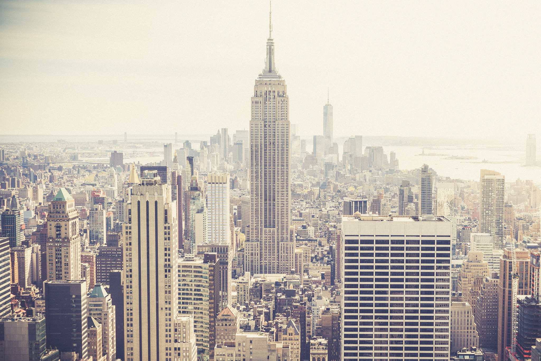 Canon EOS 5D Mark II + Canon EF 50mm F1.8 II sample photo. Empire state photography