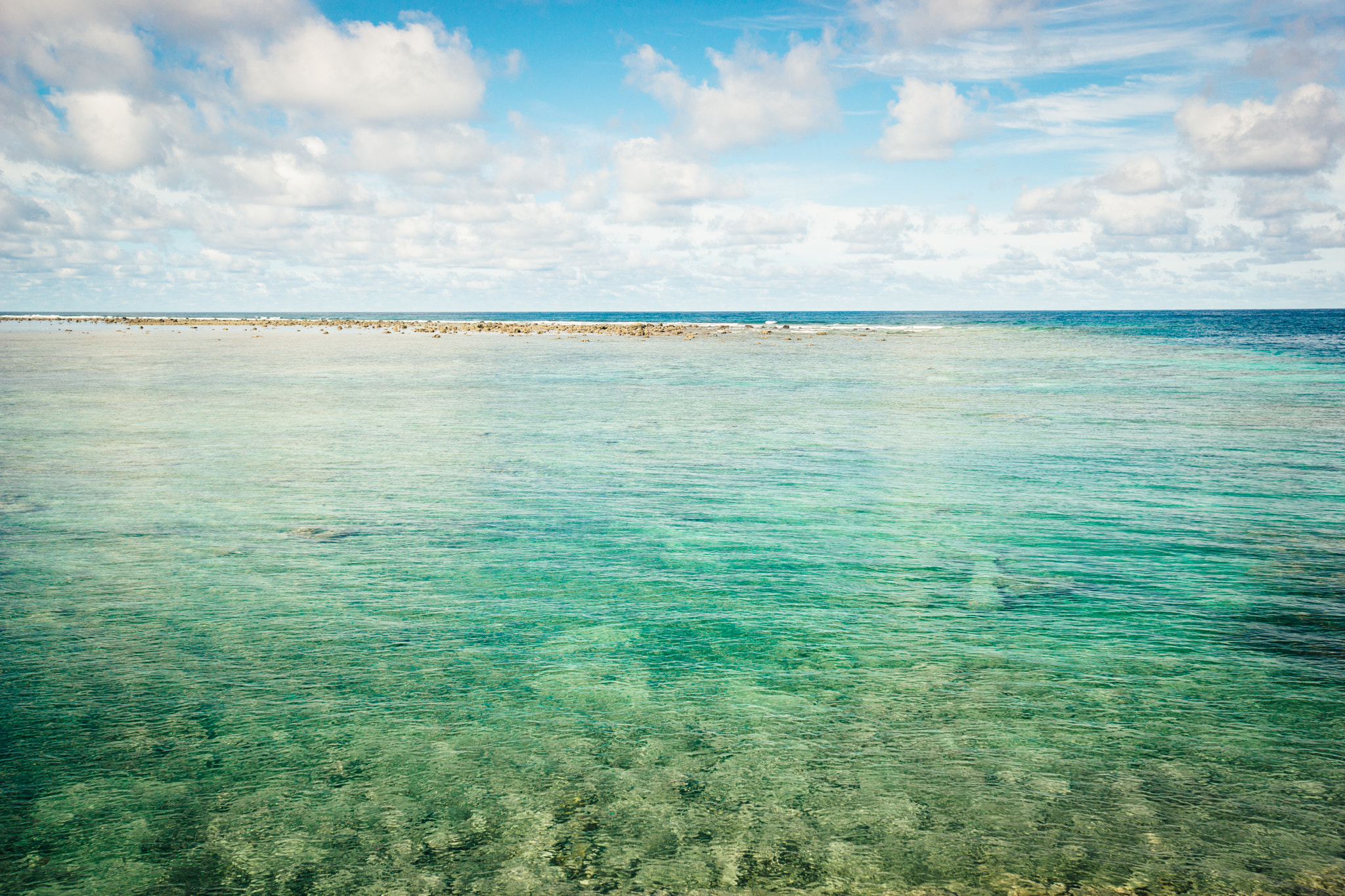 Sony Alpha NEX-7 + Sony Sonnar T* E 24mm F1.8 ZA sample photo. Ocean photography