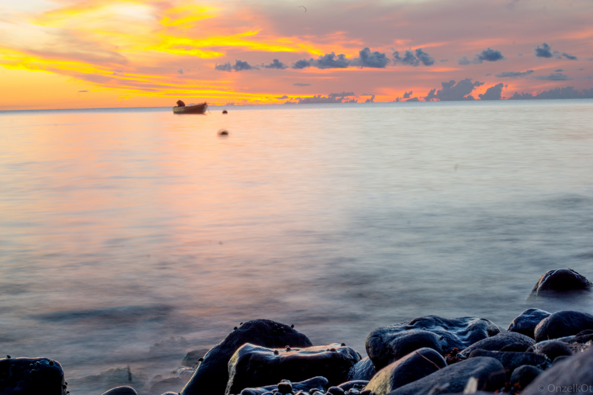 Sony a6000 + Canon EF 50mm F1.4 USM sample photo. Boyds bay photography