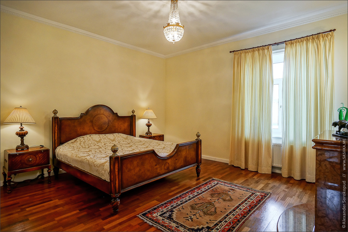 Classic style bedroom in luxury hotel