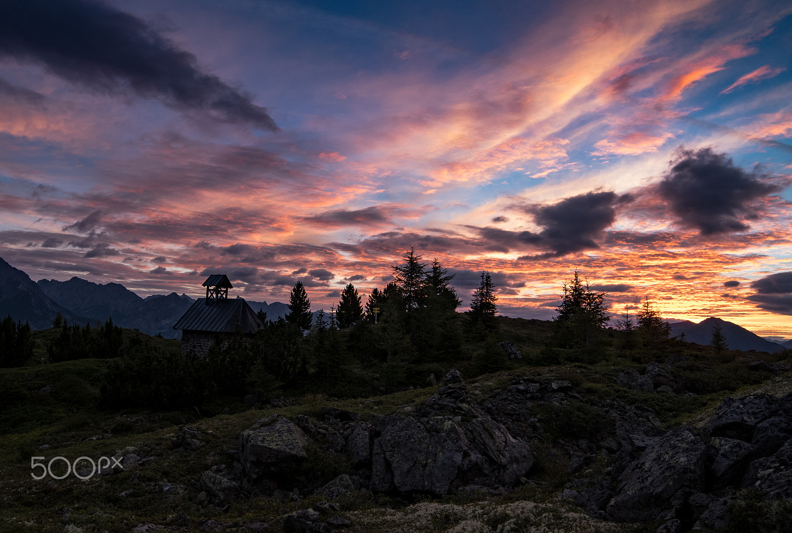 Samyang 14mm F2.8 ED AS IF UMC sample photo. Before sunrise photography