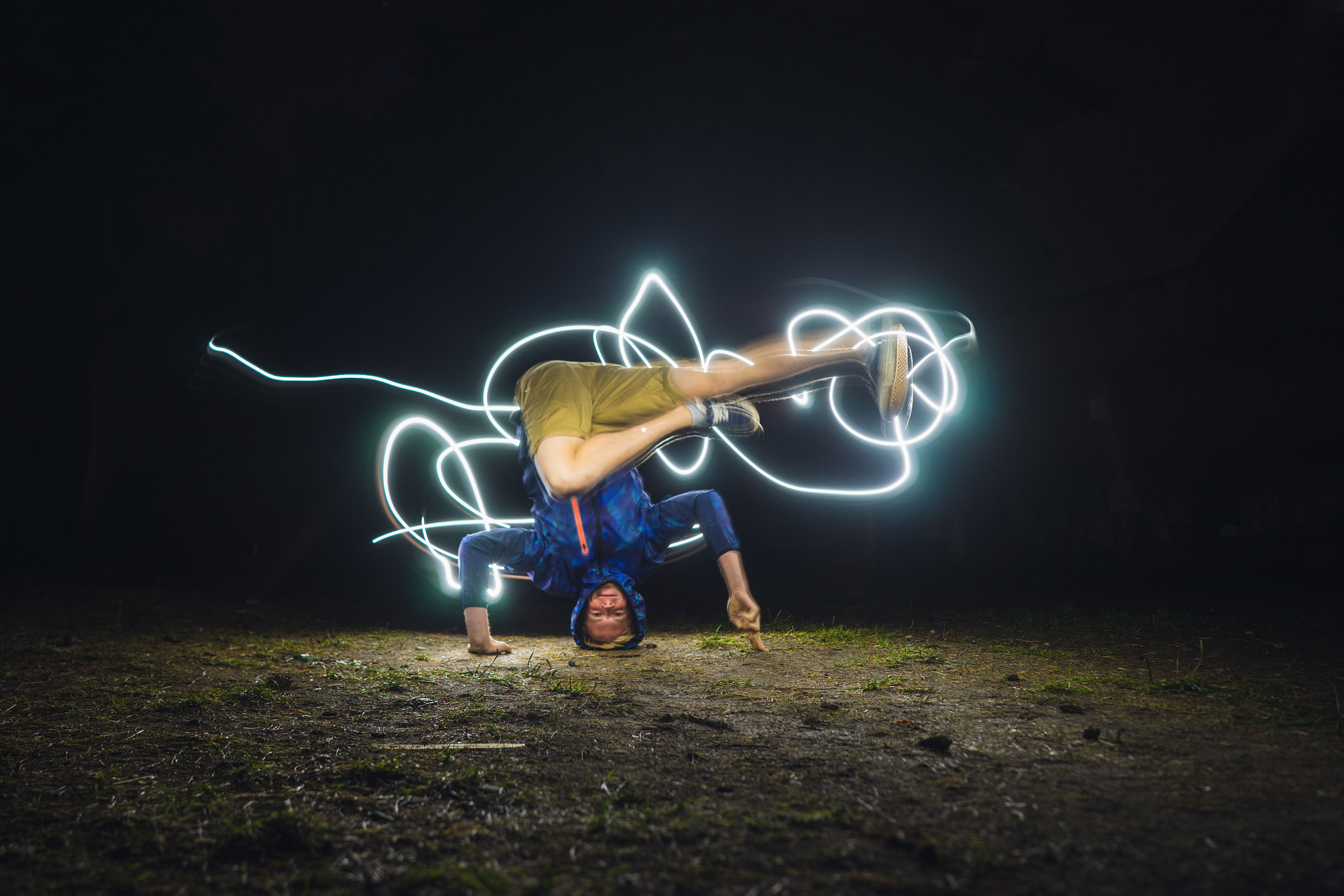 Sony a7 + ZEISS Batis 25mm F2 sample photo. -dance- photography