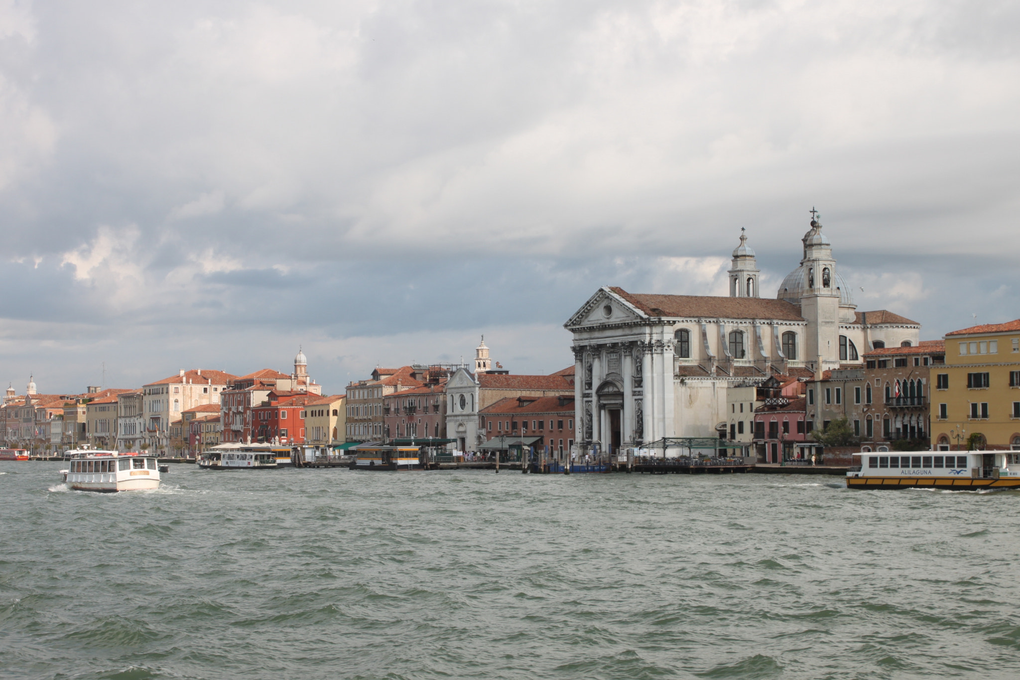 Canon EOS 500D (EOS Rebel T1i / EOS Kiss X3) sample photo. Venice photography