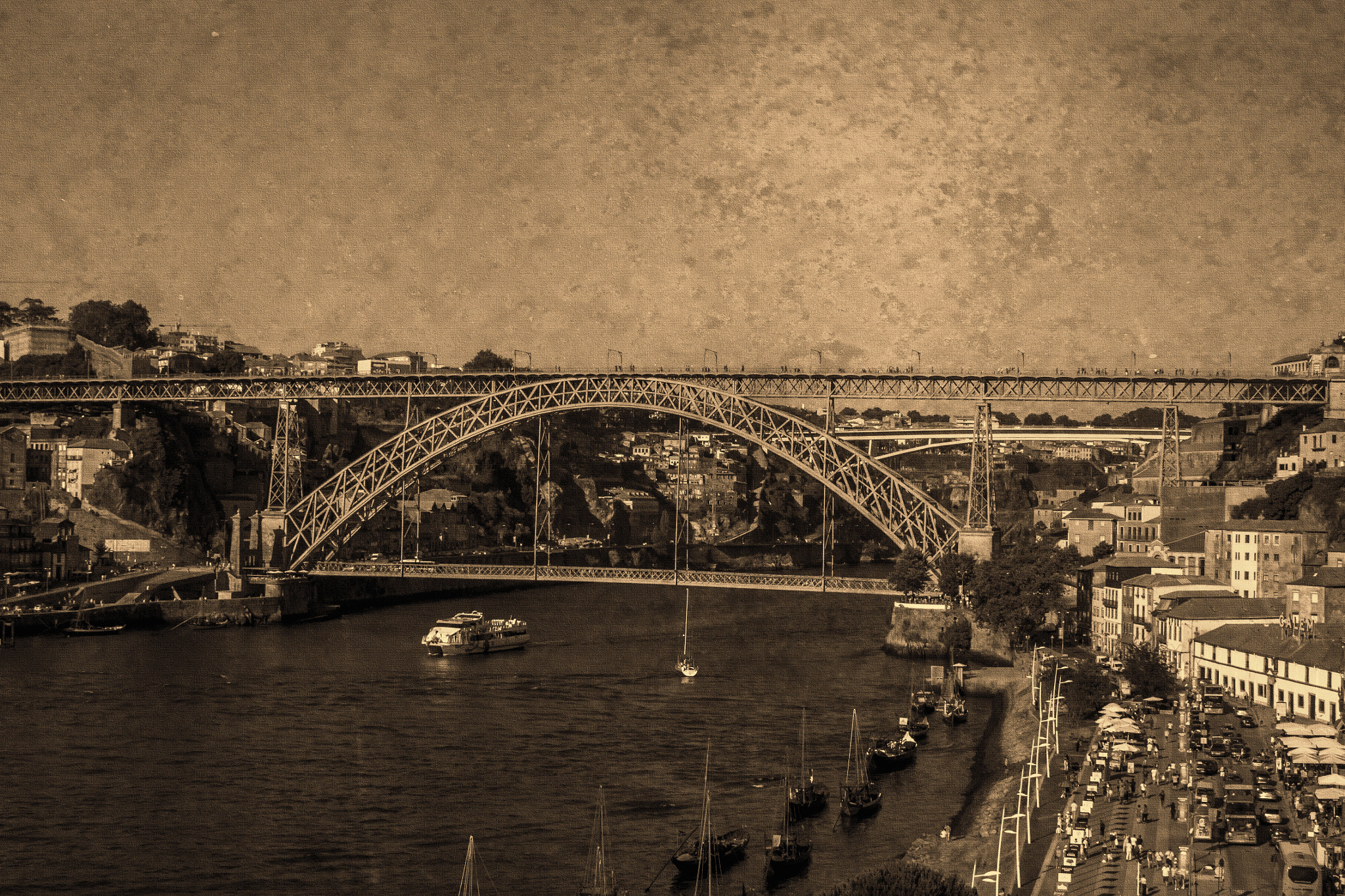 Canon EF 28-135mm F3.5-5.6 IS USM sample photo. Oporto photography