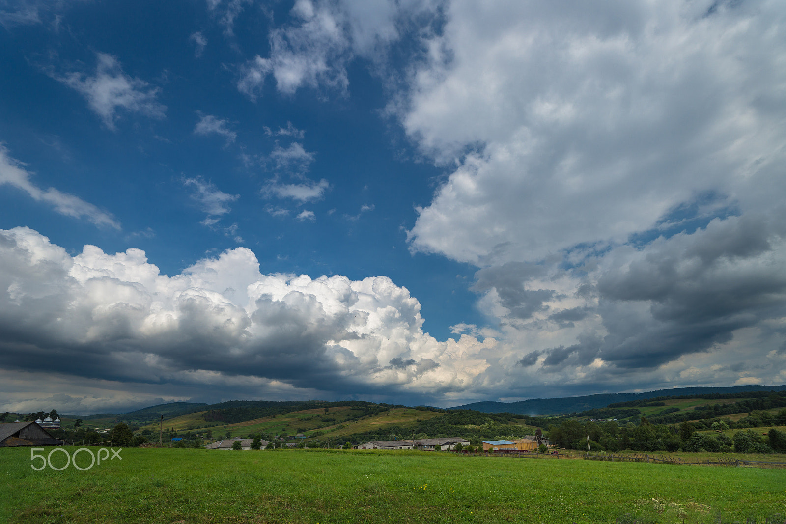 Sony Vario-Sonnar T* 16-35mm F2.8 ZA SSM sample photo. Summer day. photography