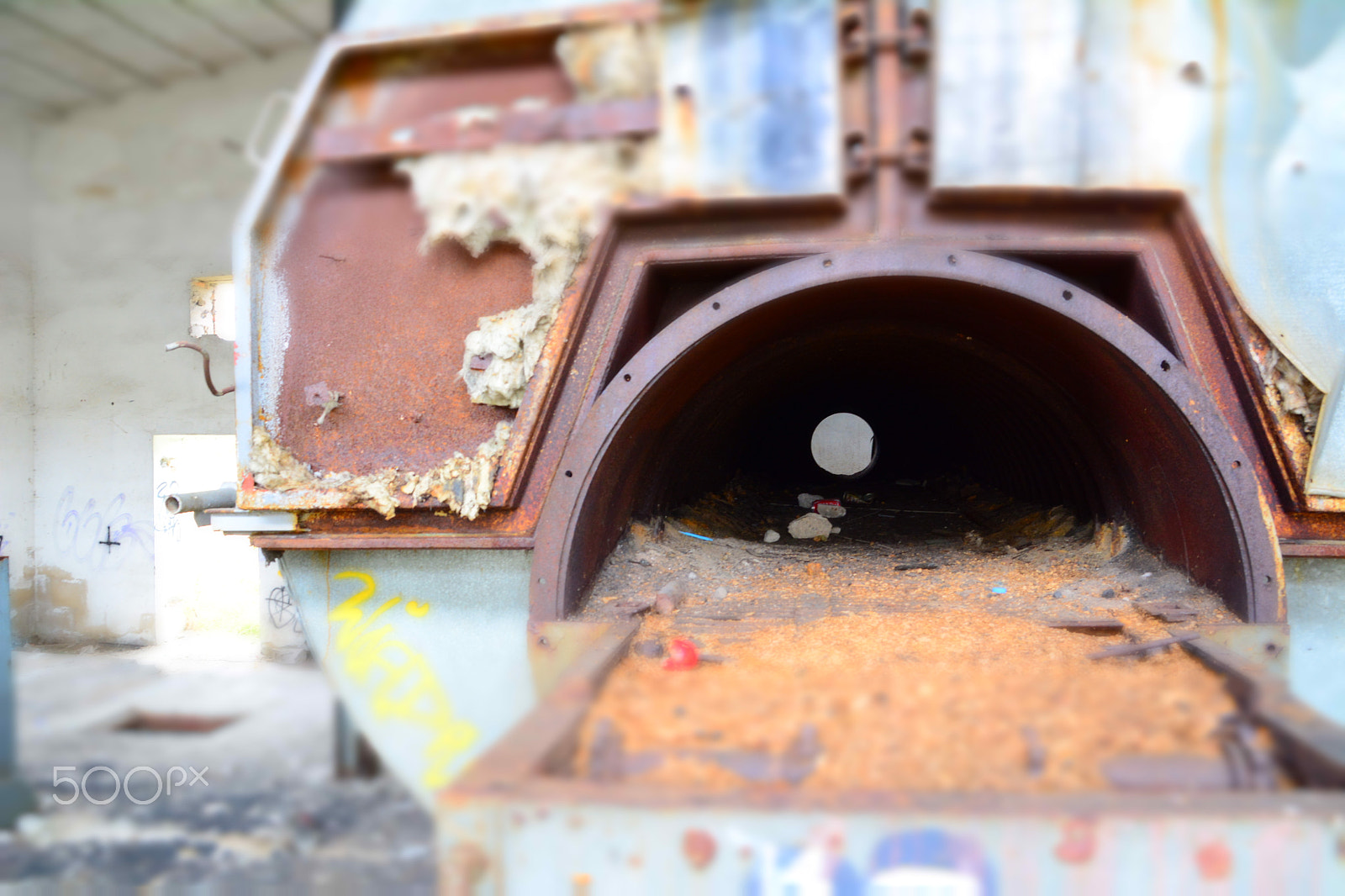 Sigma 17-70mm F2.8-4.5 DC Macro Asp. IF sample photo. Old dye shop photography