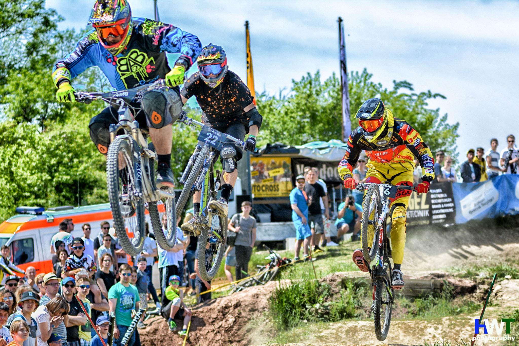Sigma 70-200mm F2.8 EX DG OS HSM sample photo. Mountainbike festival bearbeitet photography