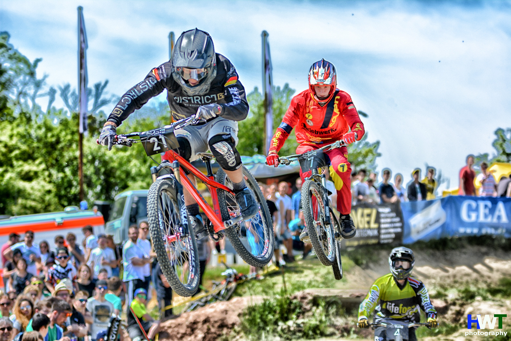 Sigma 70-200mm F2.8 EX DG OS HSM sample photo. Mountainbike festival bearbeitet photography