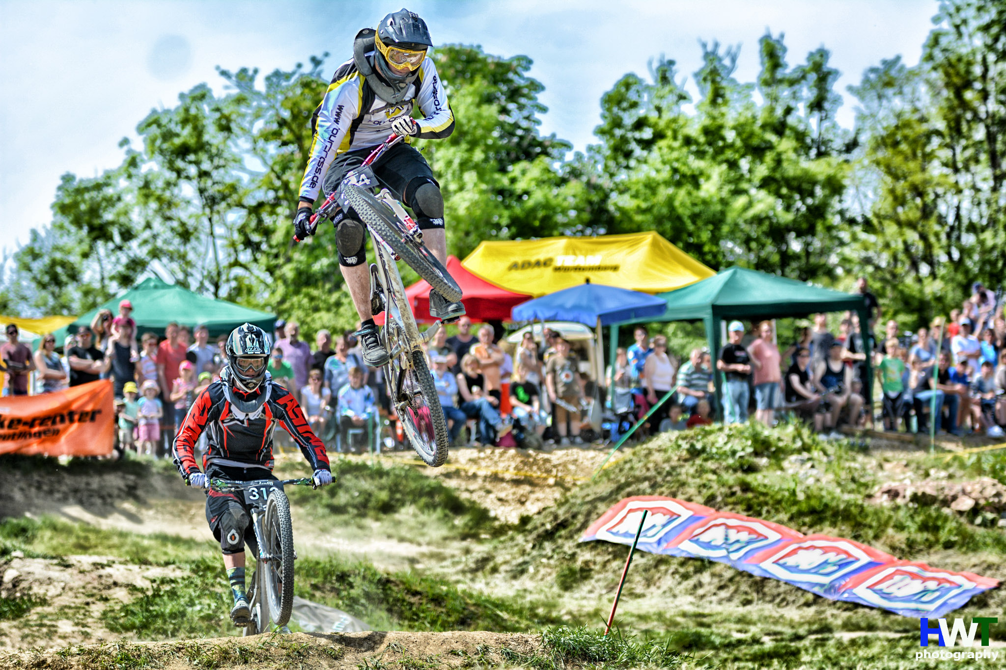 Sigma 70-200mm F2.8 EX DG OS HSM sample photo. Mountainbike festival bearbeitet photography