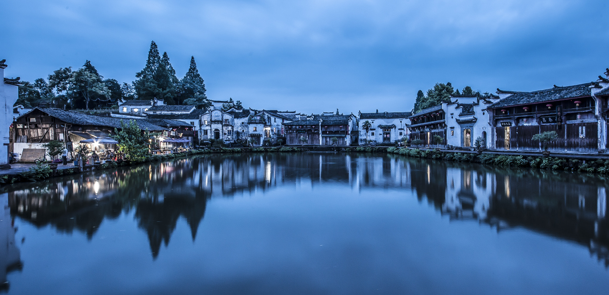 Nikon D700 + Sigma 12-24mm F4.5-5.6 II DG HSM sample photo. Dawn in zhuge village photography