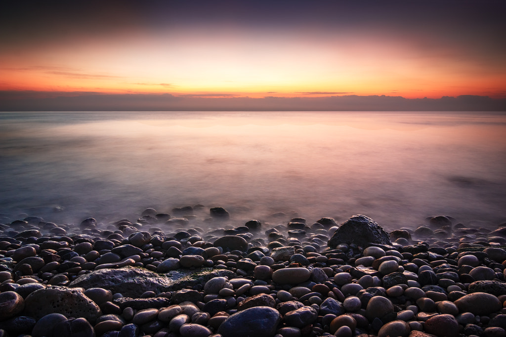 Tokina AT-X Pro 12-24mm F4 (IF) DX sample photo. Amanecer sobre rocas- dawn on stones photography