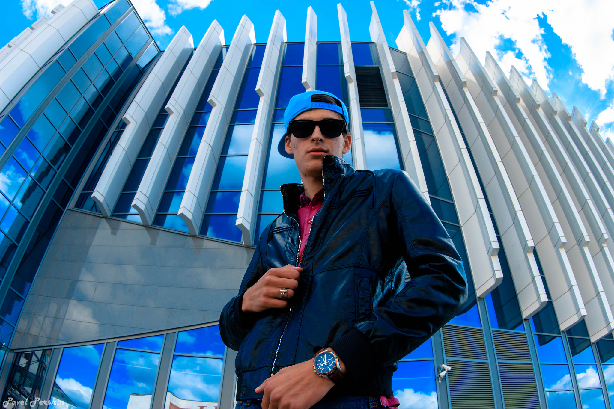 Canon EF 8-15mm F4L Fisheye USM sample photo. Man photography