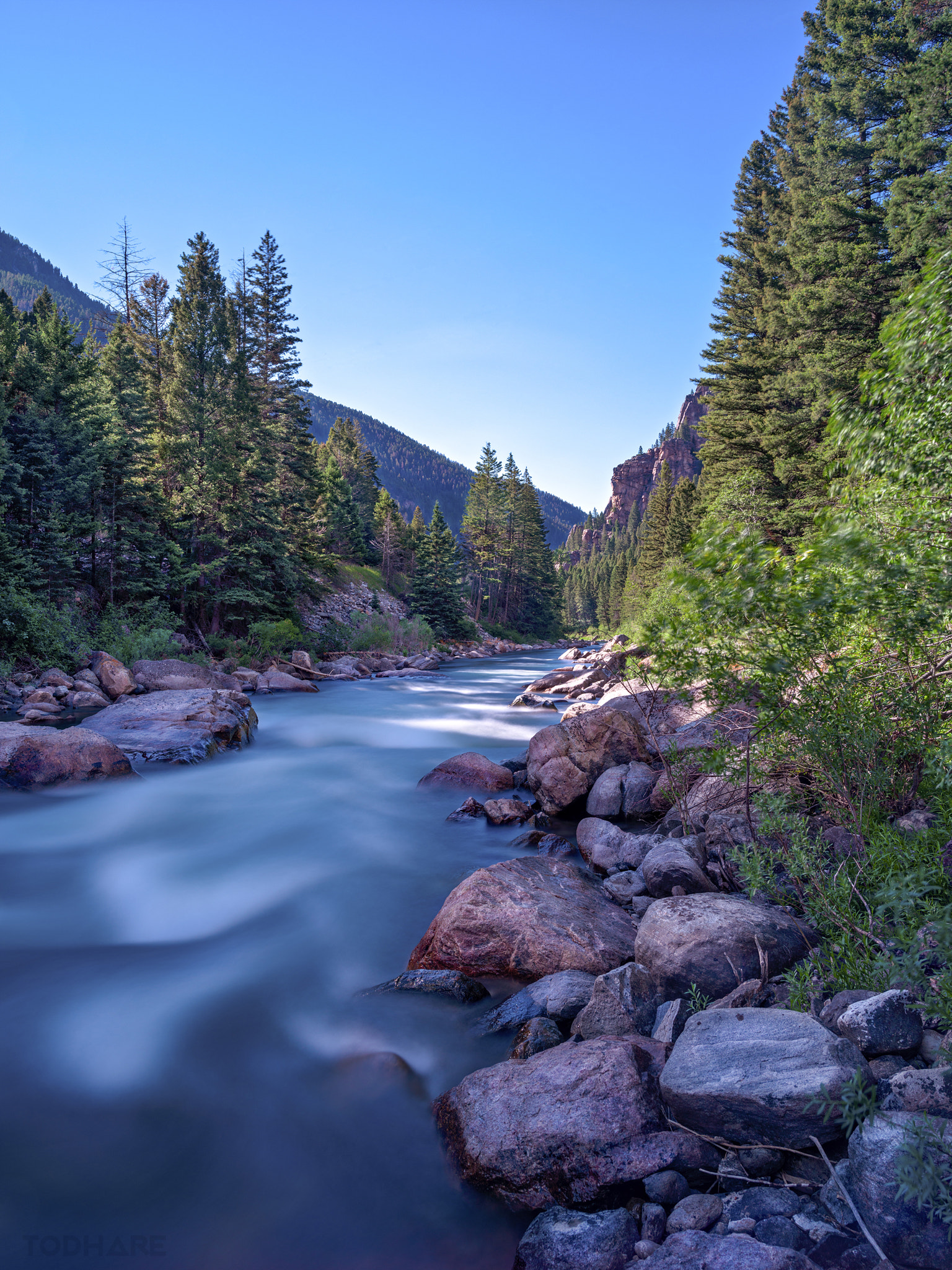 HD Pentax-D FA645 35mm F3.5 AL [IF] sample photo. Gallatin river photography