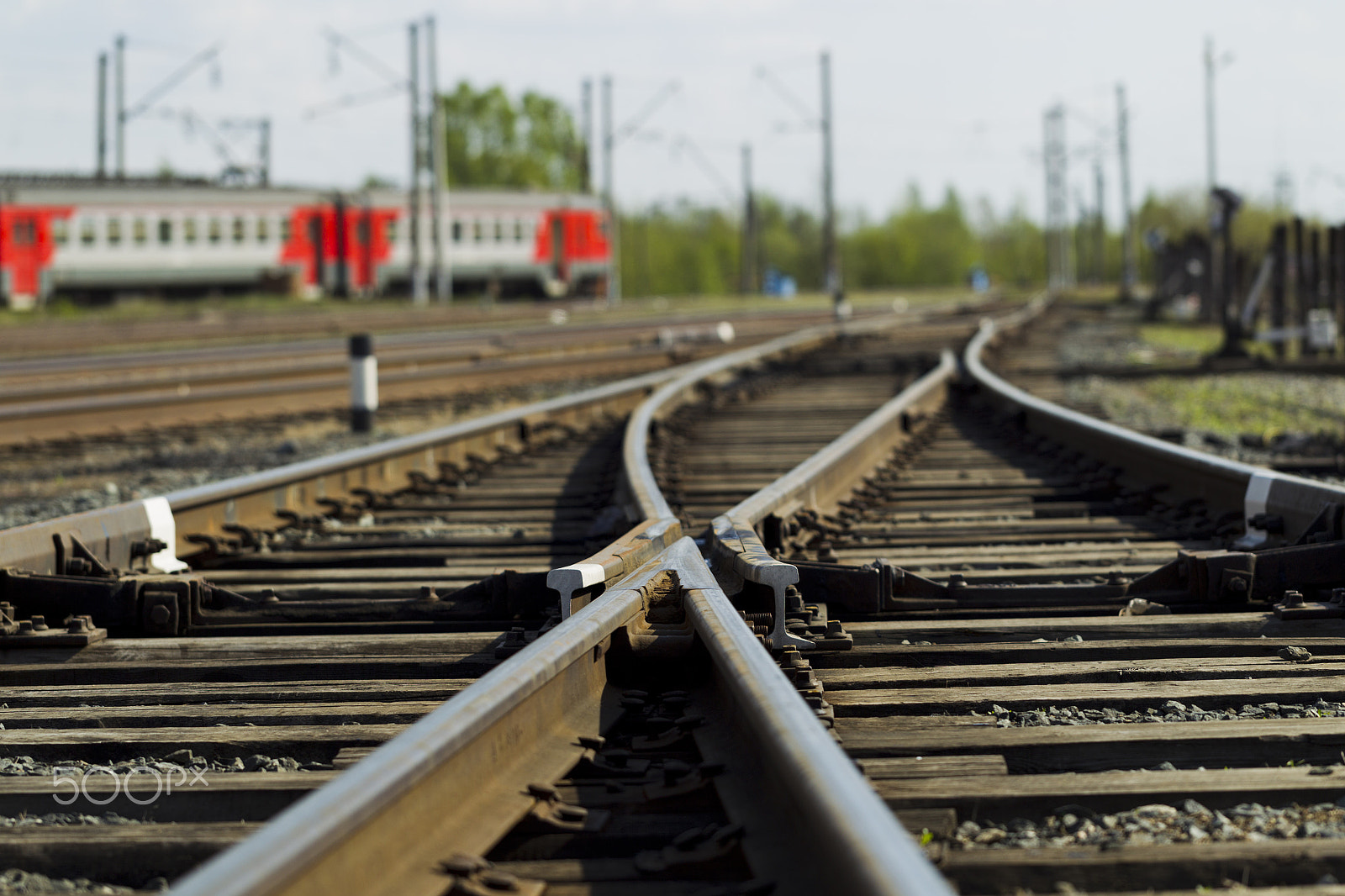 Canon EOS-1D Mark IV sample photo. Railroad tracks bright sunny day photography