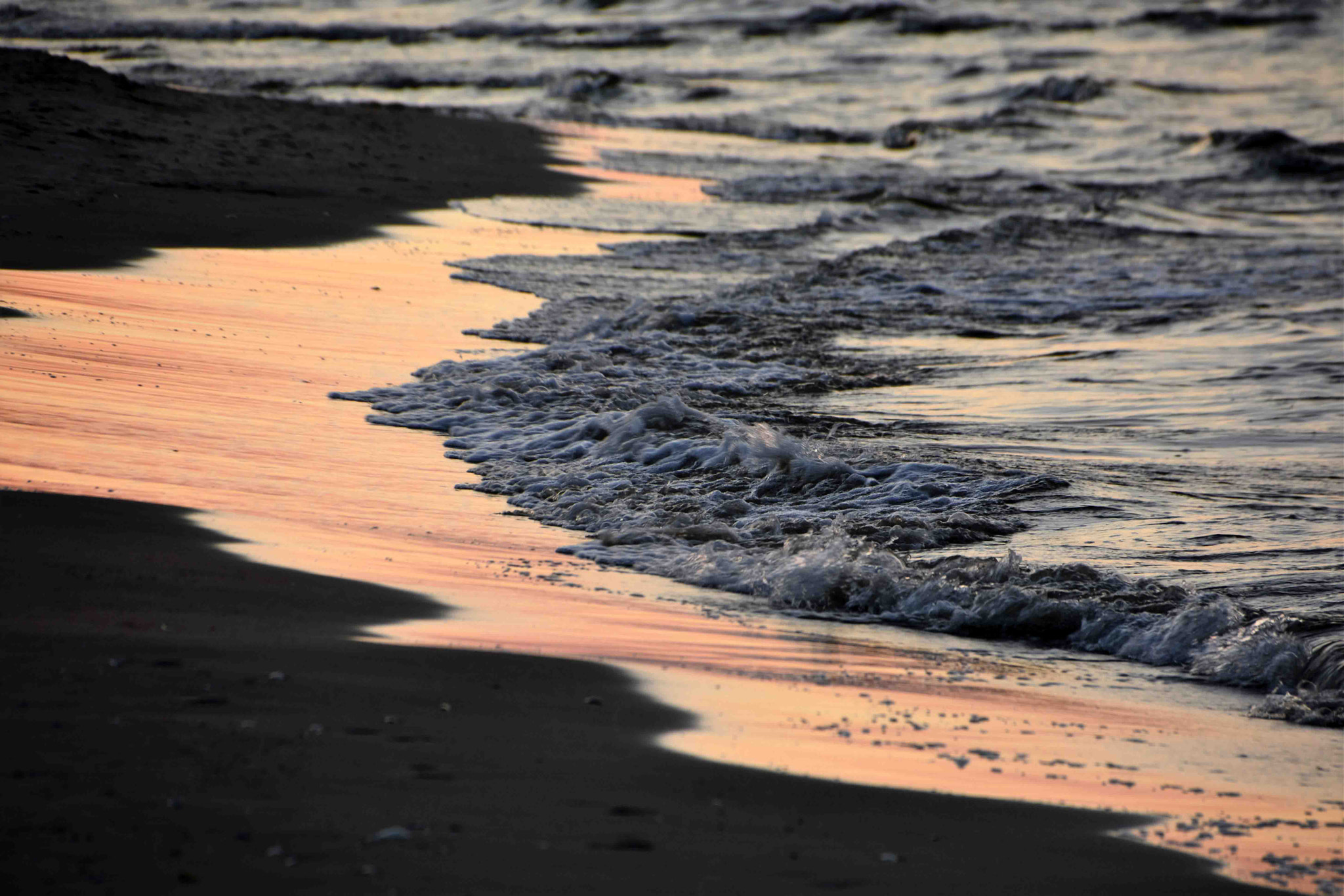 Sigma 18-250mm F3.5-6.3 DC OS HSM sample photo. Evening at the beach photography