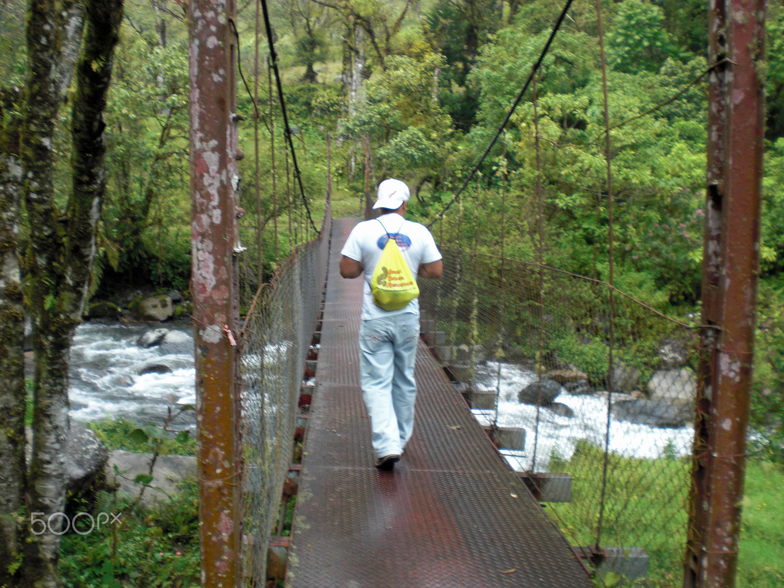 CASIO EX-Z80 sample photo. Hiking panama photography