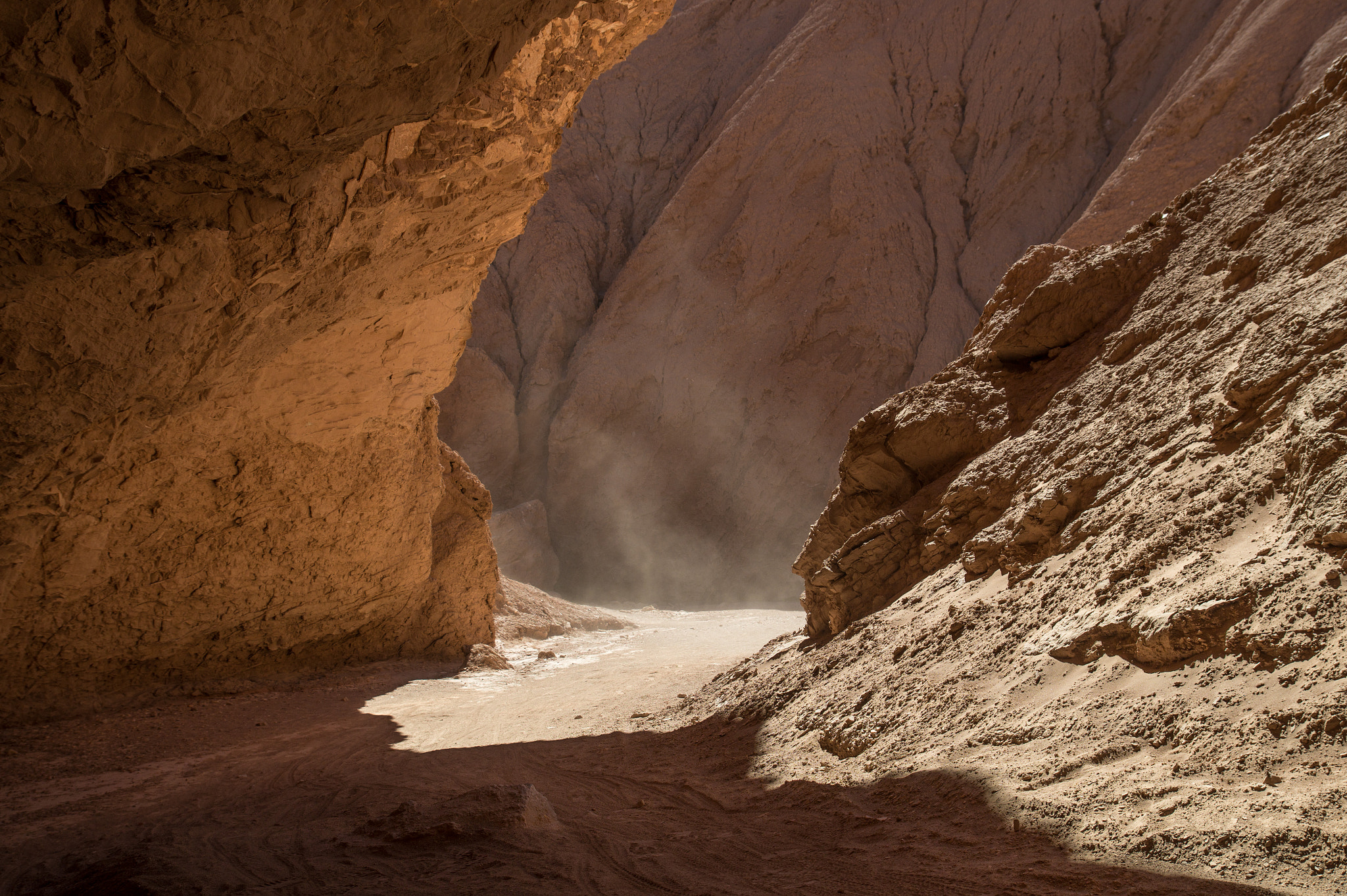 Sony SLT-A58 sample photo. Storm of dust! photography