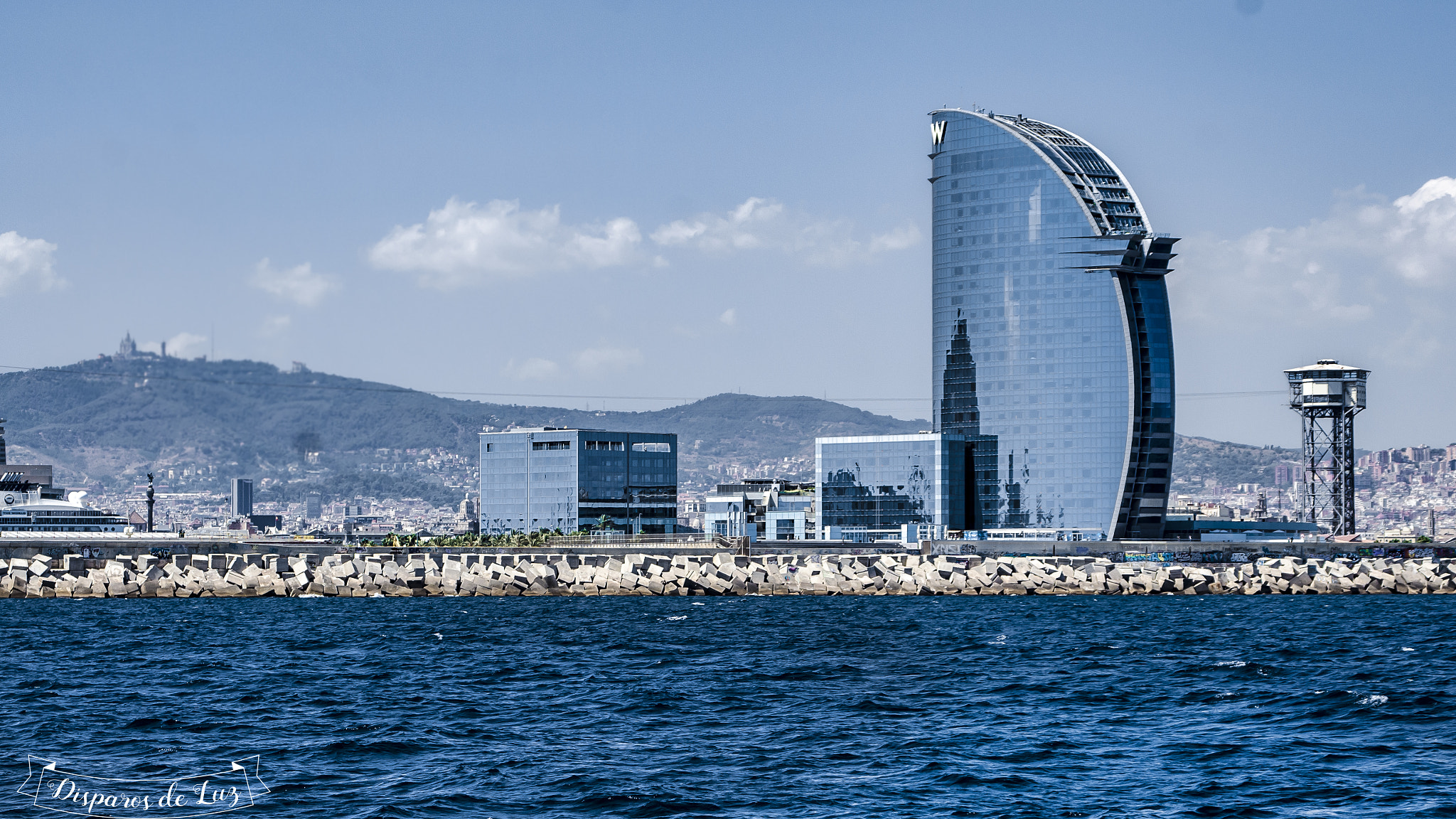 AF Zoom-Nikkor 35-70mm f/3.3-4.5 sample photo. Hotel vela barcelona photography