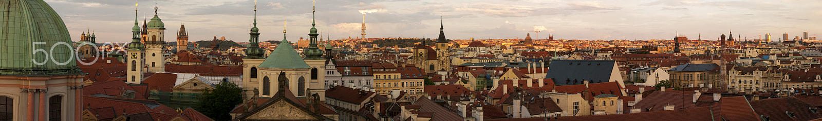 Pentax K20D + Pentax smc DA 50mm F1.8 sample photo. Prague old town photography