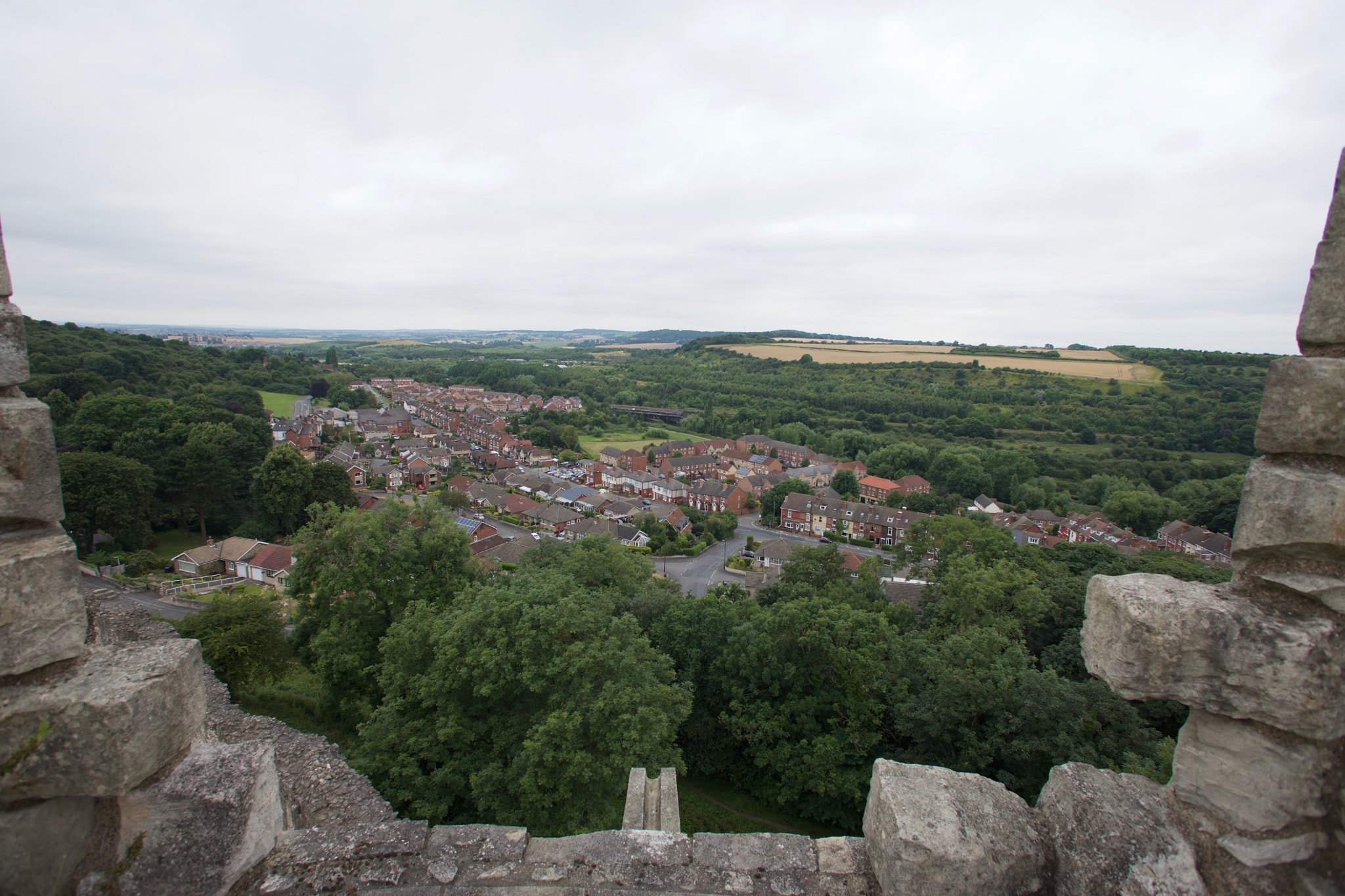 Canon EF 17-35mm f/2.8L sample photo. Conisbrough castle photography