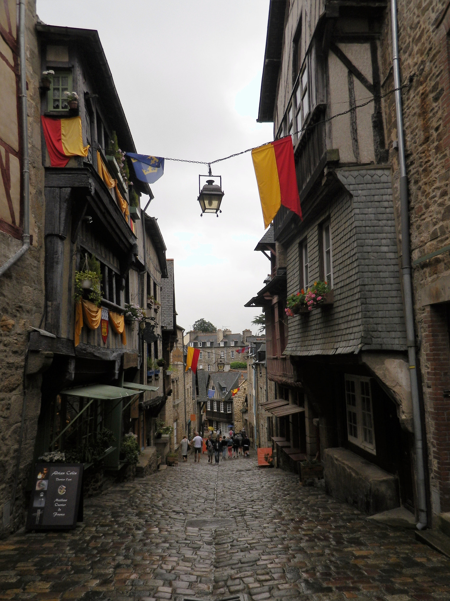 Pentax Optio RZ18 sample photo. Rue de dinan...sous la pluie!!! photography