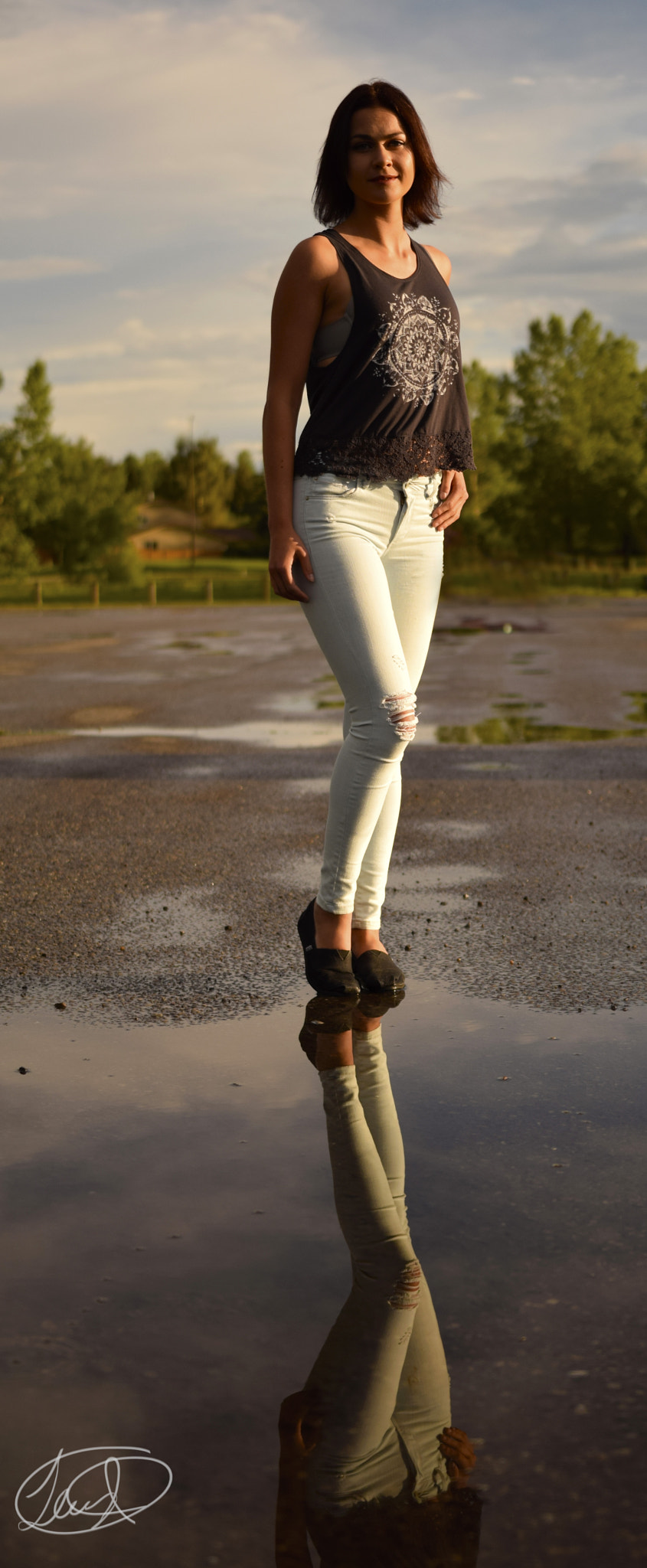 AF Zoom-Nikkor 28-105mm f/3.5-4.5D IF sample photo. Reflections  photography
