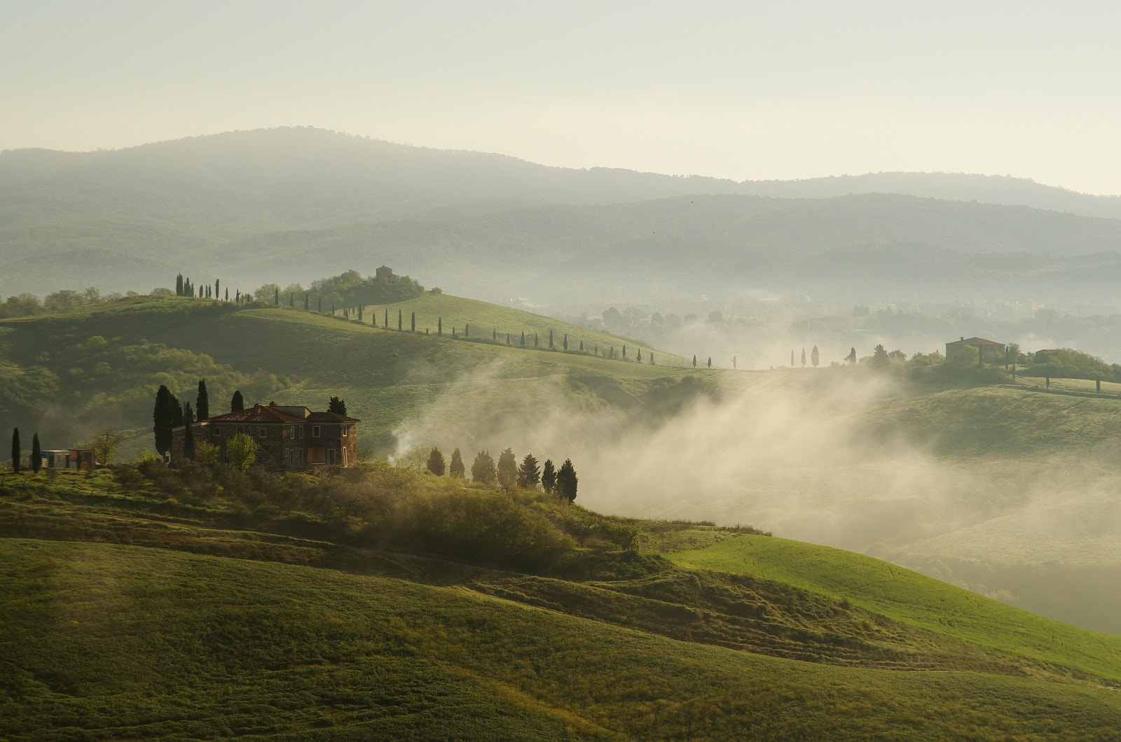 smc PENTAX-FA 28-105mm F3.2-4.5 AL[IF] sample photo. On the hills of tuscany photography