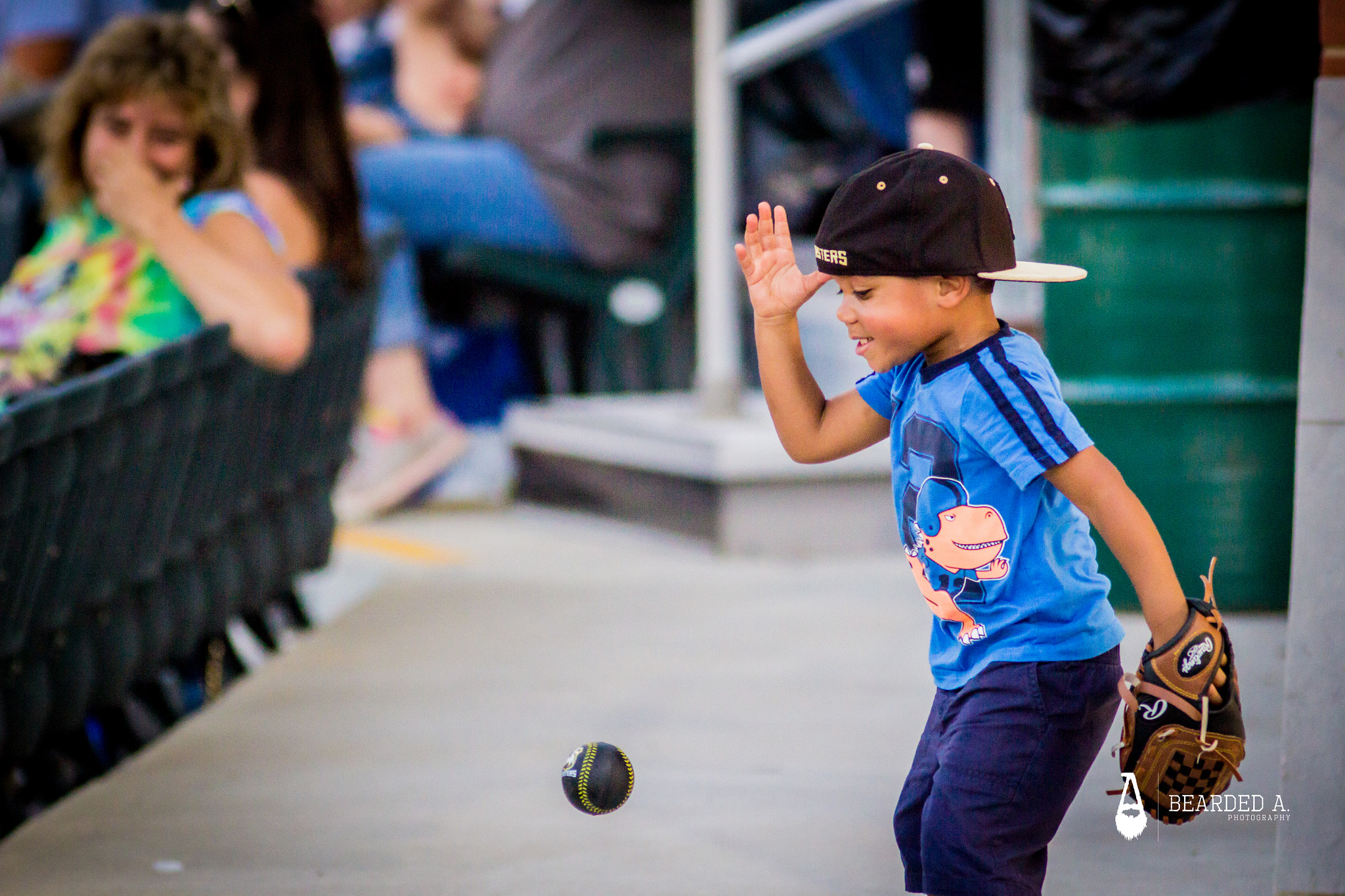 Canon EOS 60D + Canon EF 300mm F4L IS USM sample photo. Joy of youth photography