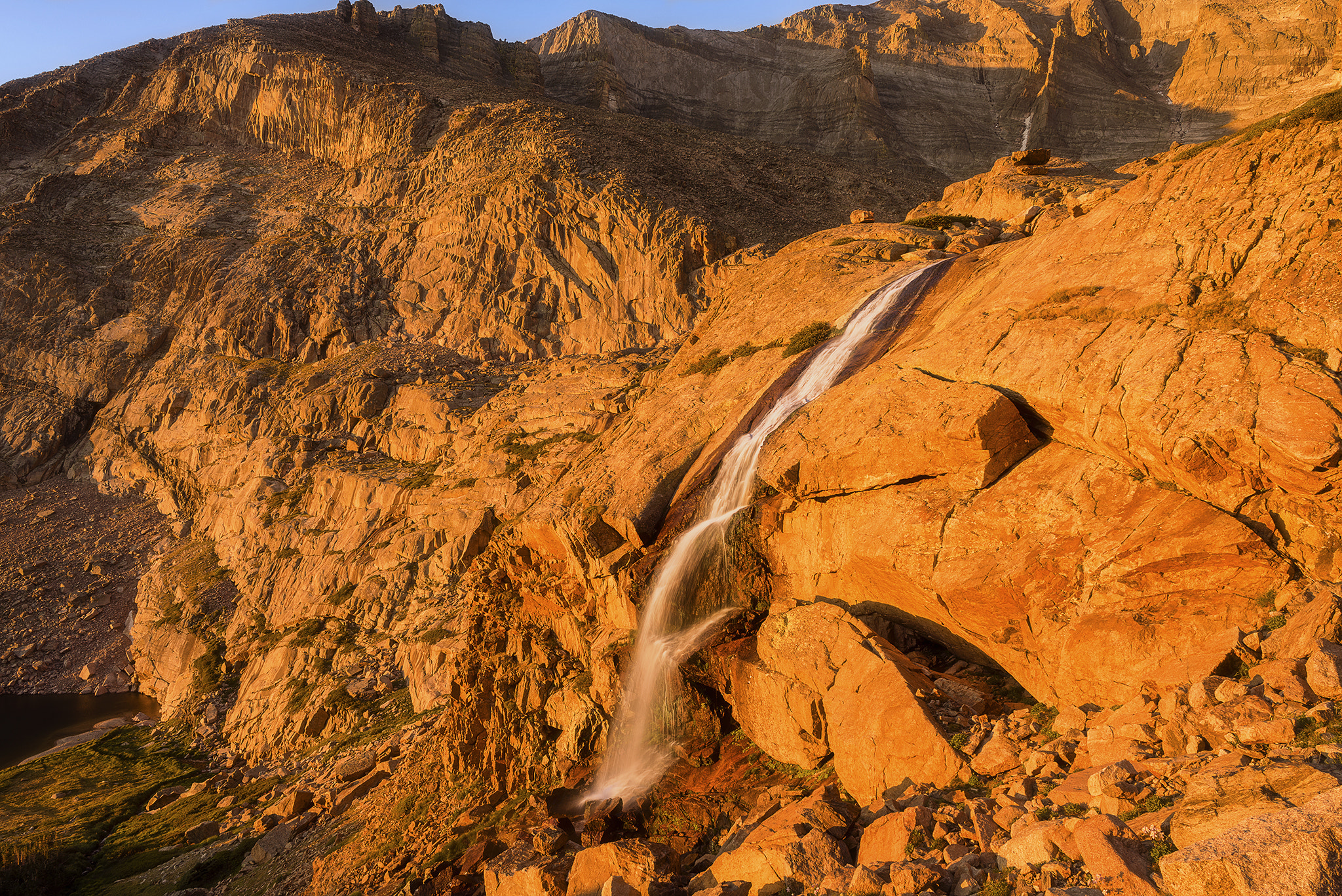 Sony a7R + ZEISS Batis 25mm F2 sample photo. Columbine falls photography