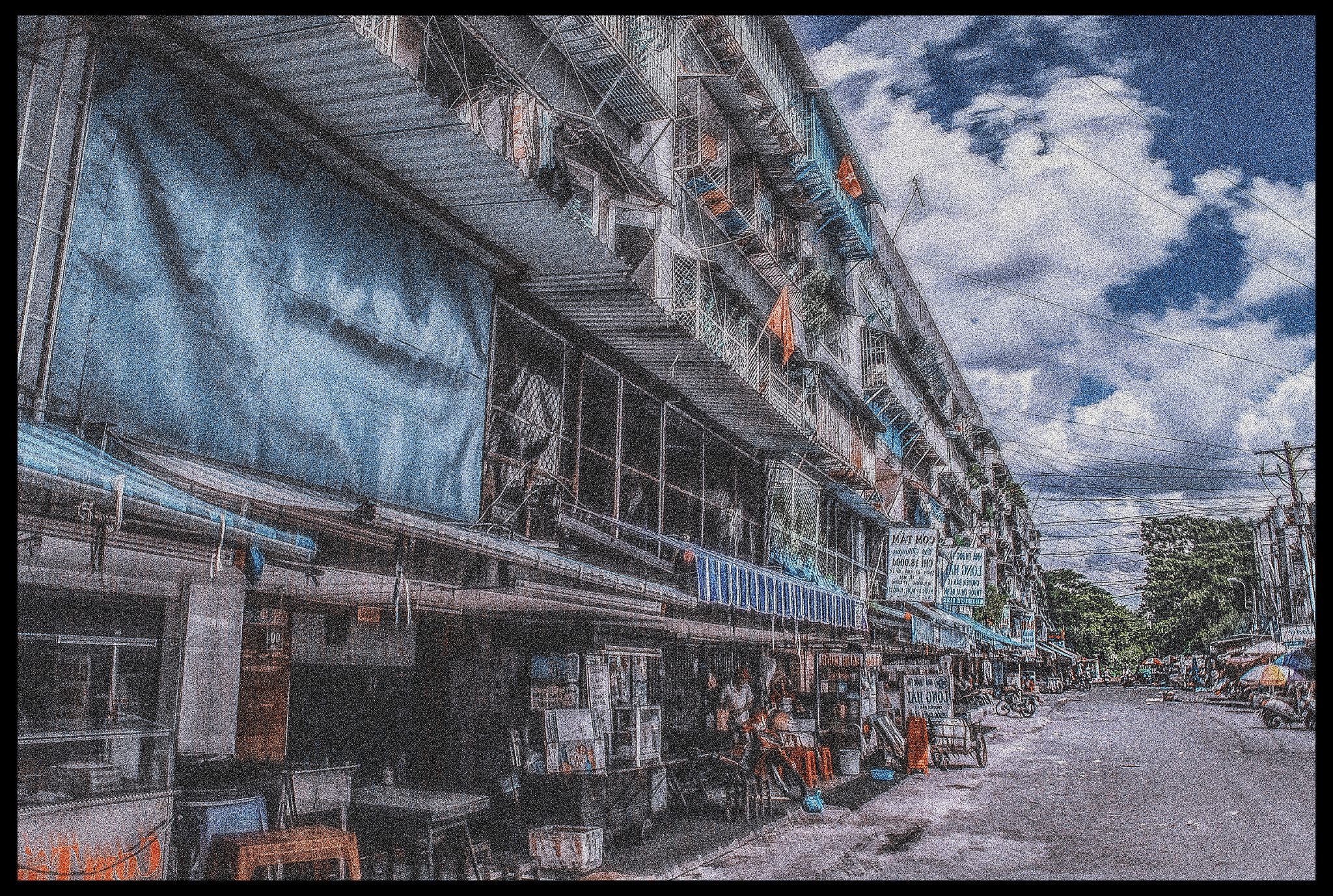 Canon EF-S 18-55mm f/3.5-5.6 USM sample photo. Saigon streetlife # photography