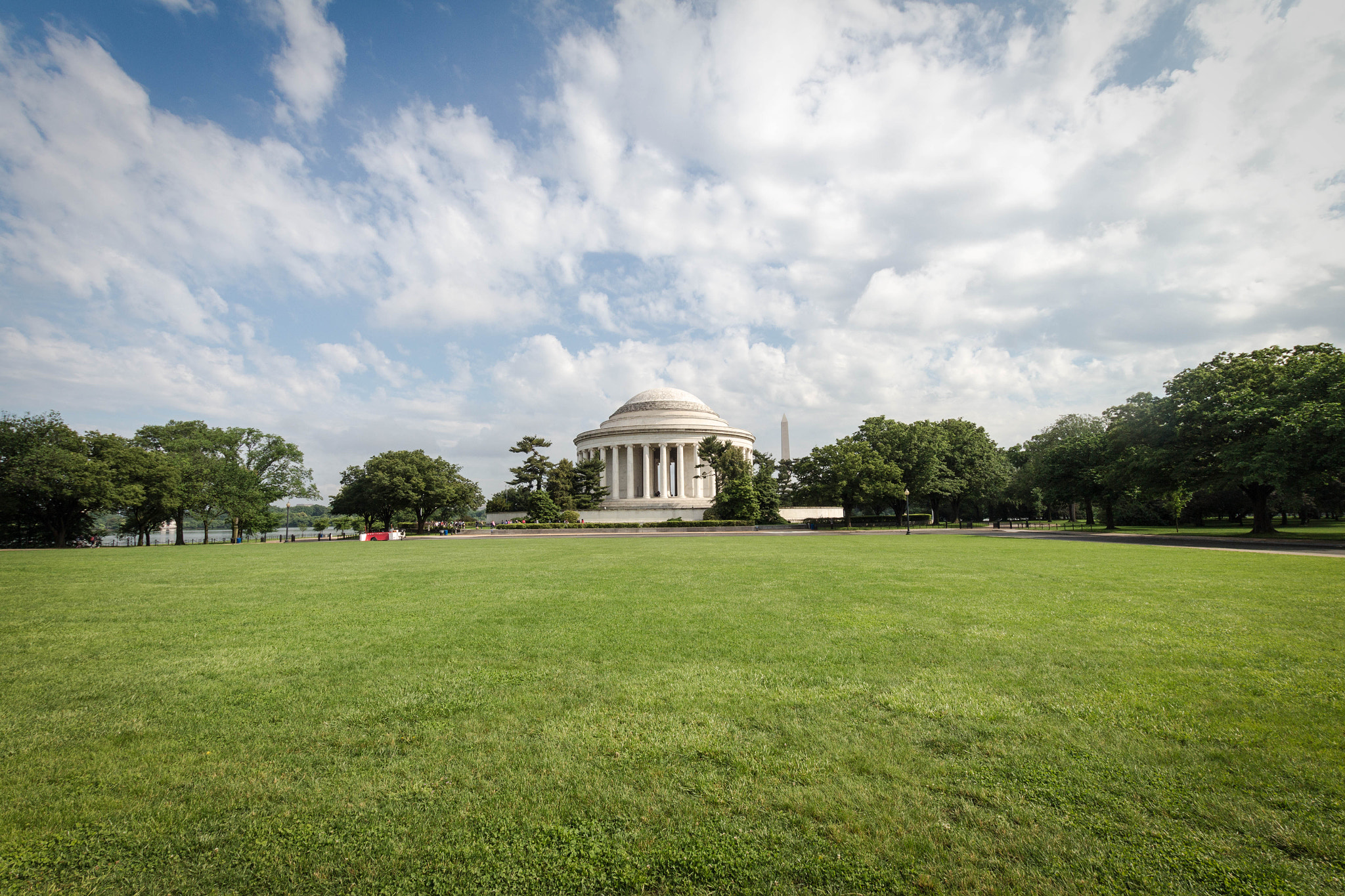 Sigma 10-20mm F3.5 EX DC HSM sample photo. Jefferson memorial photography