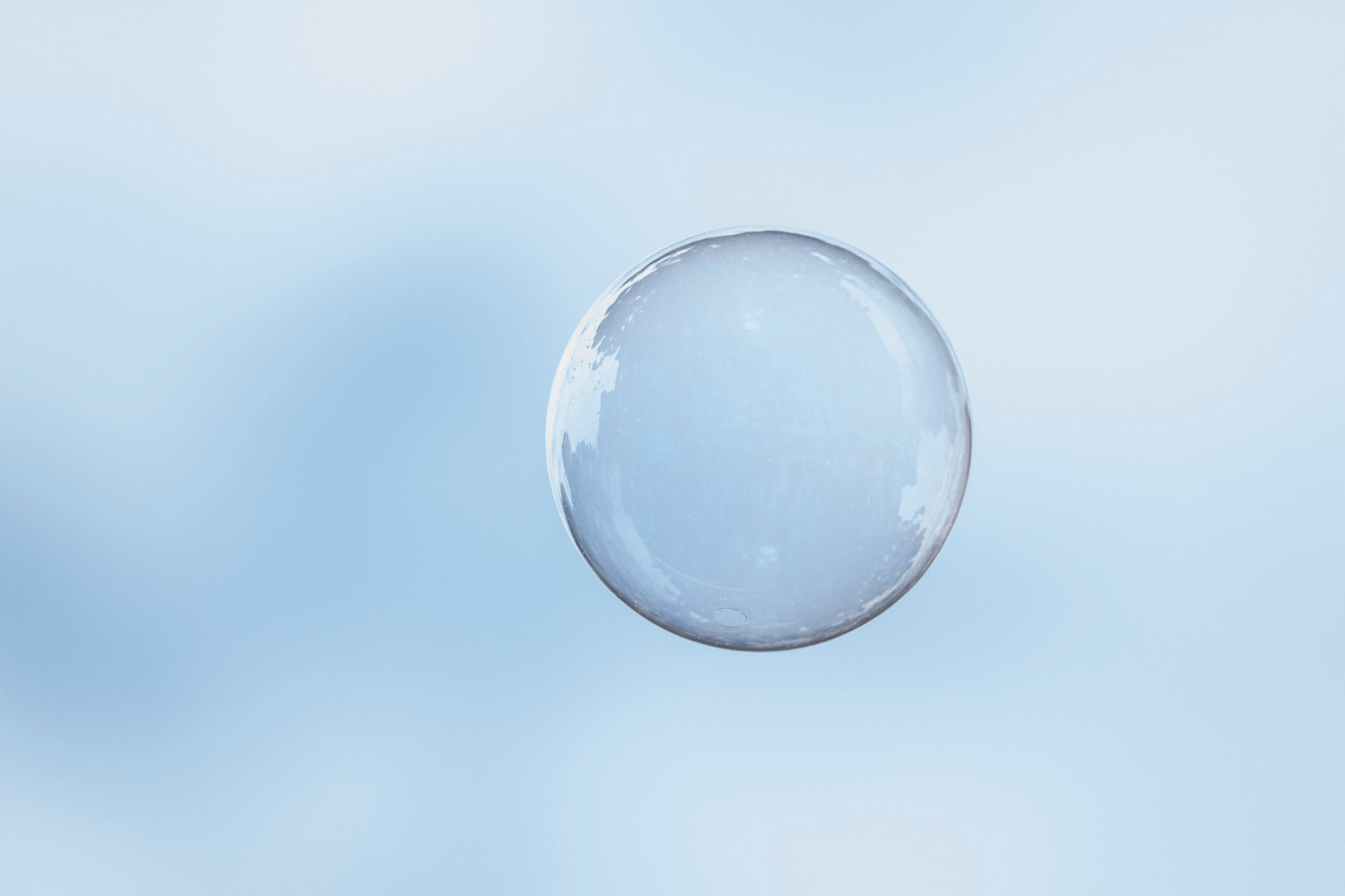 Canon EF 100-400mm F4.5-5.6L IS USM sample photo. Just a bubble in the sky photography