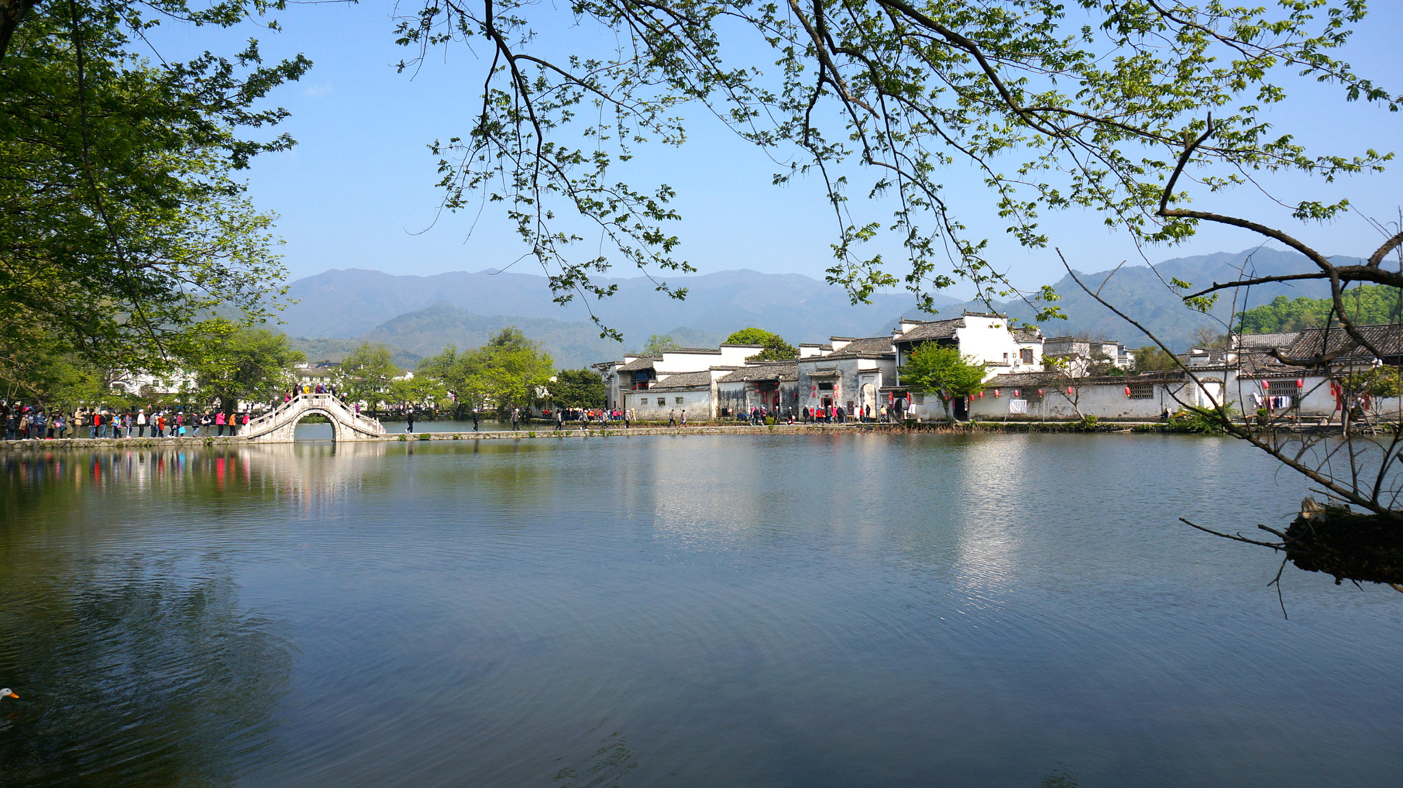 Sony Alpha NEX-6 + Sony E 18-50mm F4-5.6 sample photo. Huangshang mountain and the villages at its foot photography
