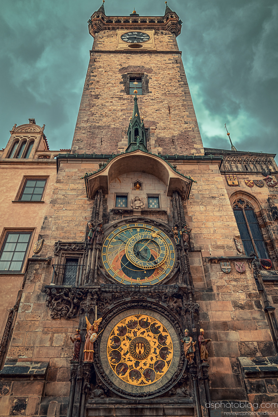 Sigma 24mm F1.4 DG HSM Art sample photo. Astronomical clock prague photography