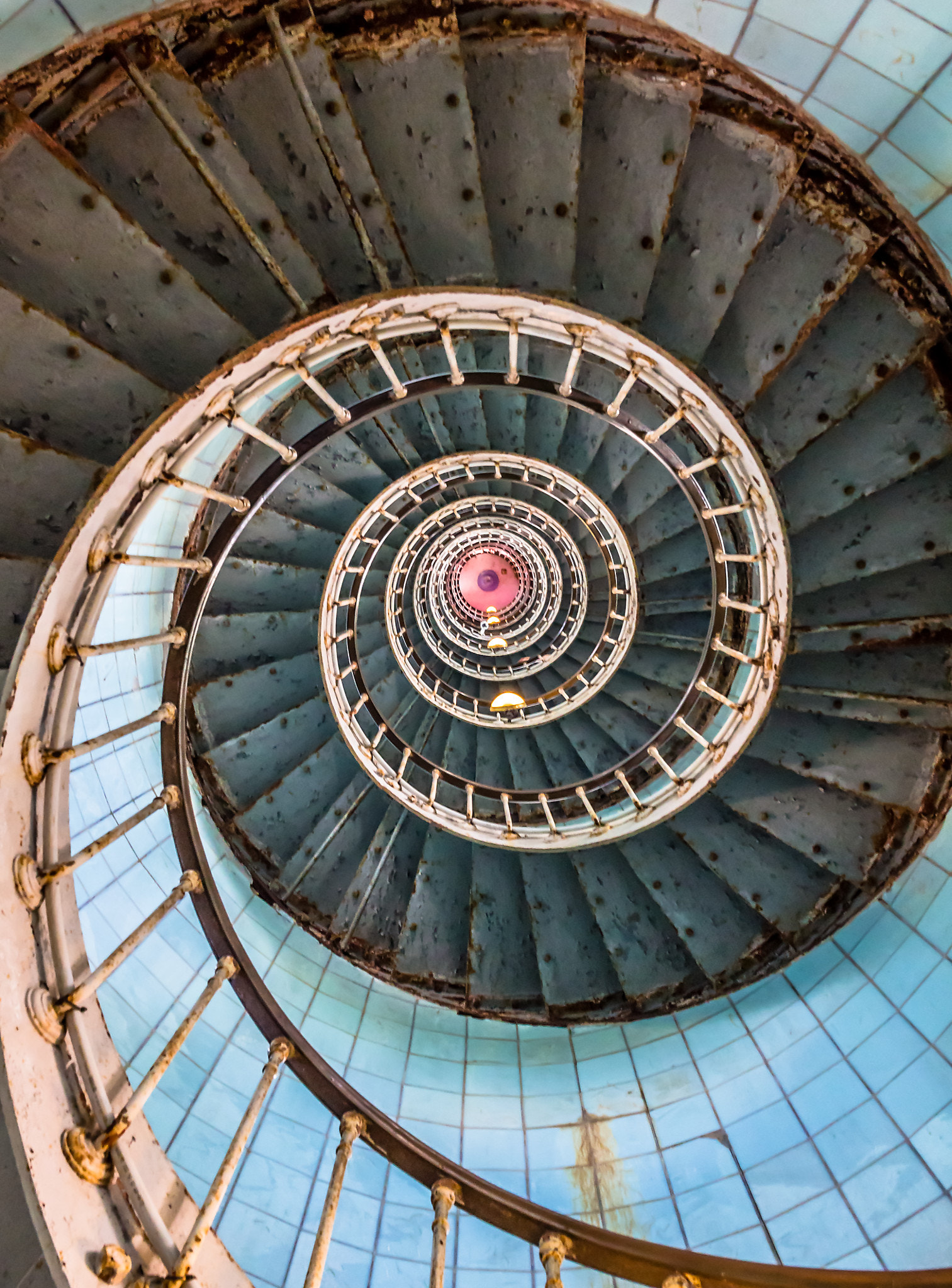 Canon EF-S 24mm F2.8 STM sample photo. Phare photography