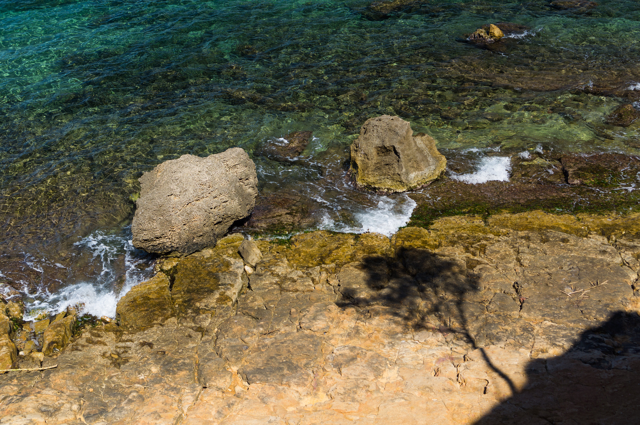 Sony E 35mm F1.8 OSS sample photo. Shadow. photography