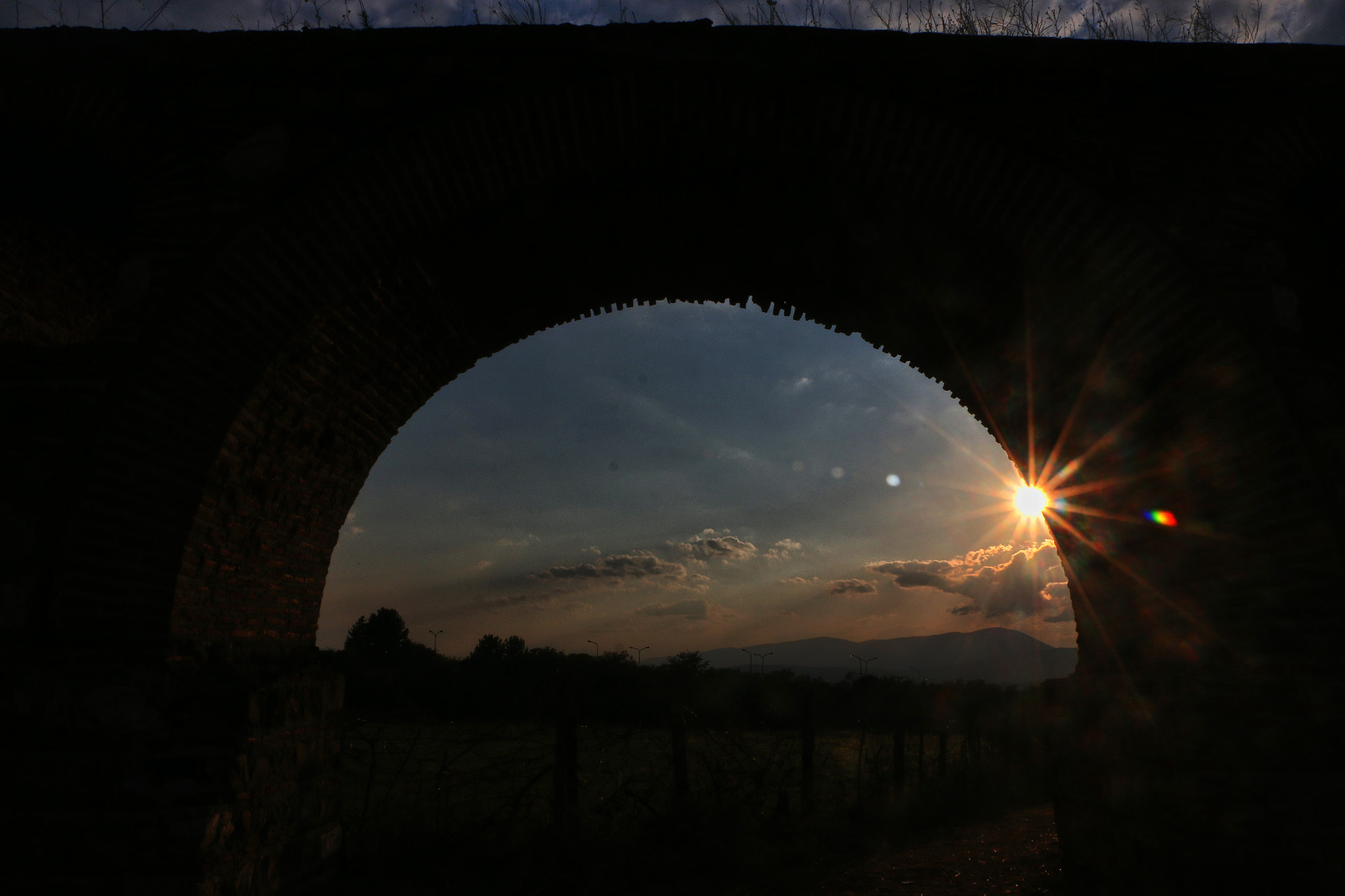 18.0 - 135.0 mm sample photo. Hide and seek photography