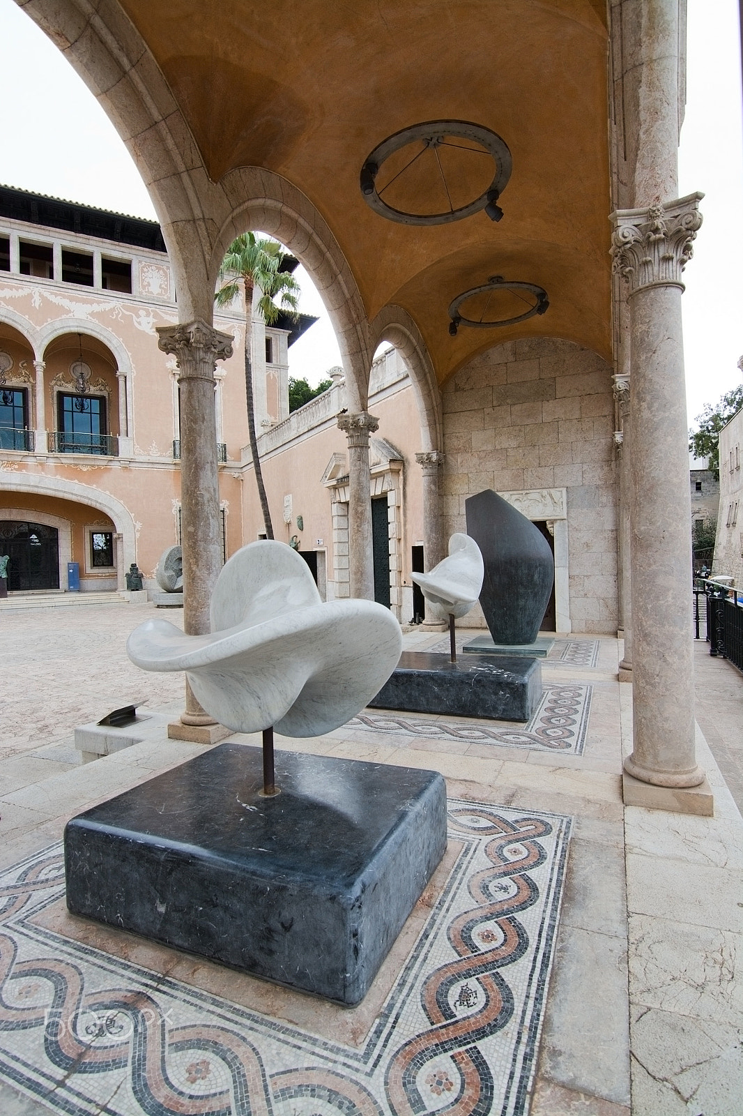 Nikon AF-S Nikkor 28-70mm F2.8 ED-IF sample photo. Museu march sculpture garden photography