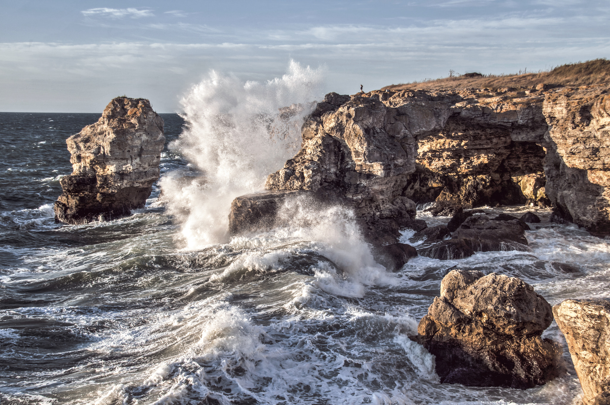 Sigma 18-200mm F3.5-6.3 DC OS HSM sample photo. The wave photography