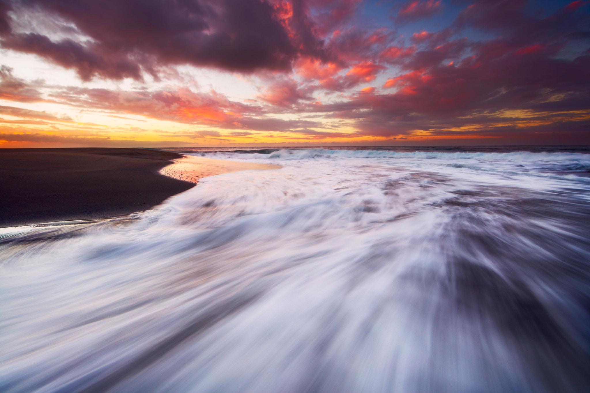Canon EF 14mm F2.8L II USM sample photo. Black sand beach photography