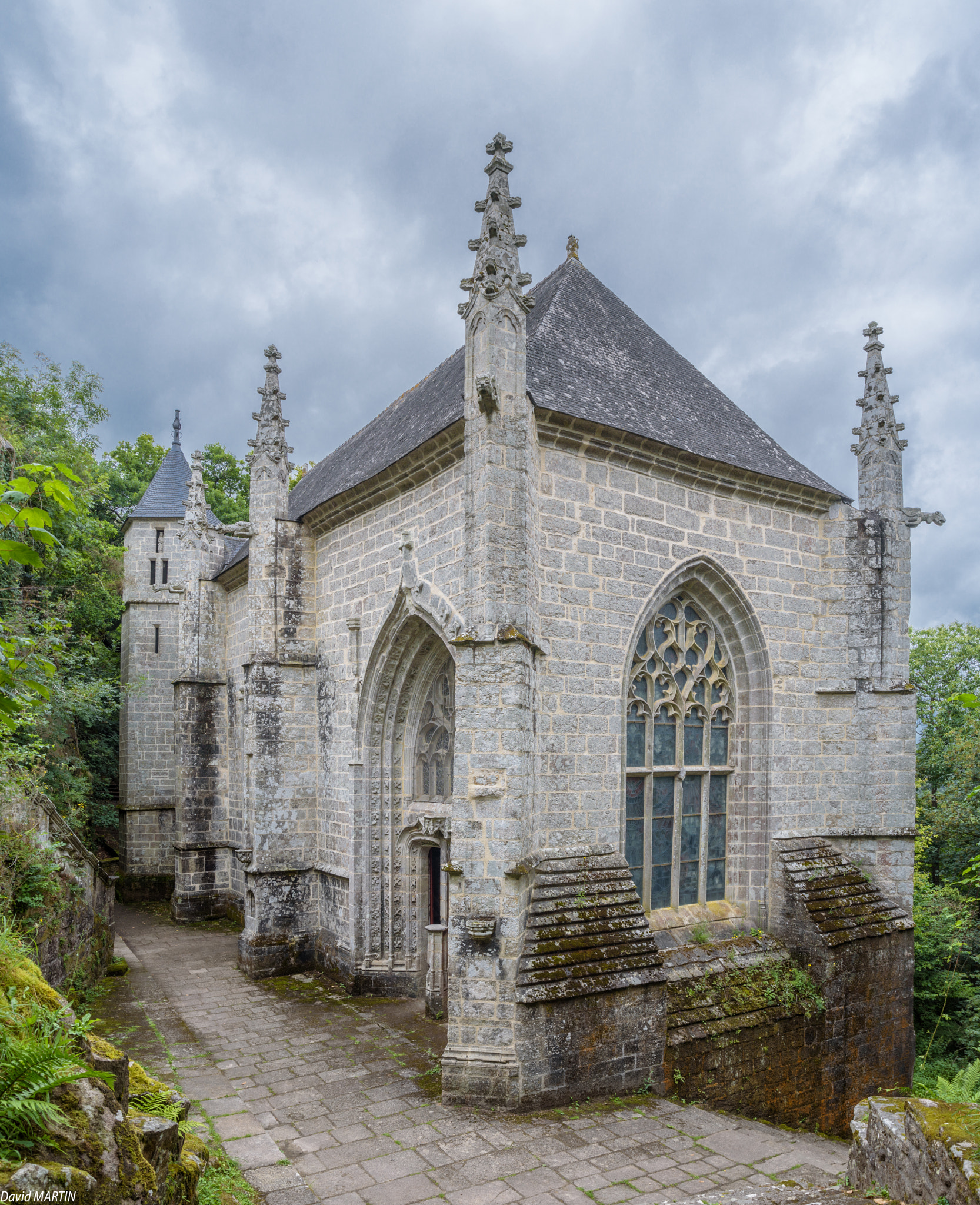 AF Zoom-Nikkor 28-70mm f/3.5-4.5D sample photo. Chapelle sainte-barbe du faouët photography